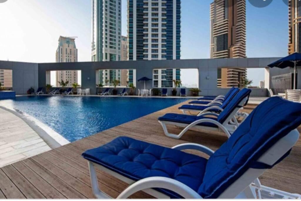 3 bedroom marina beach view apartment skyview tower marina