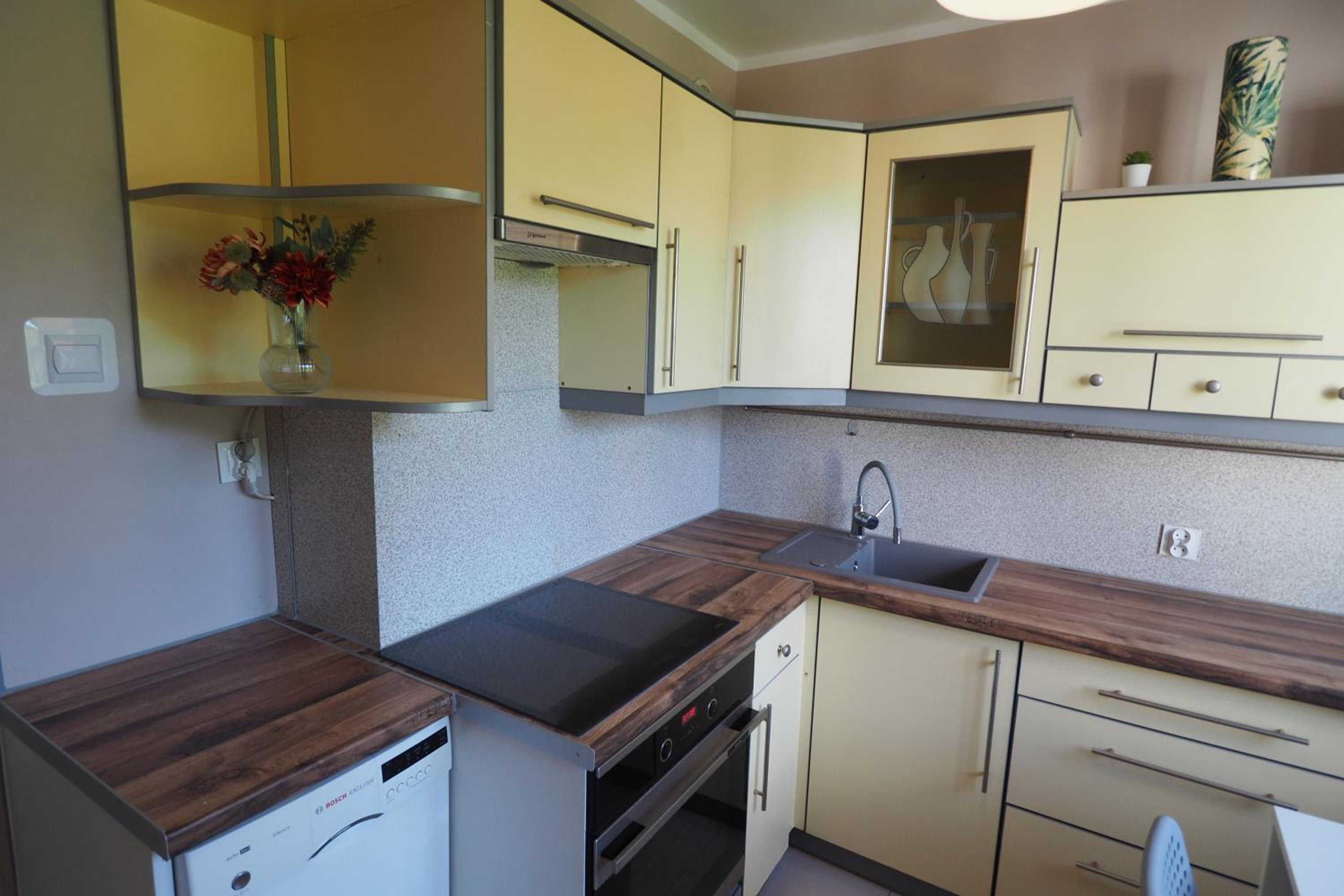 KGHN Apartments Wyszyńskiego II