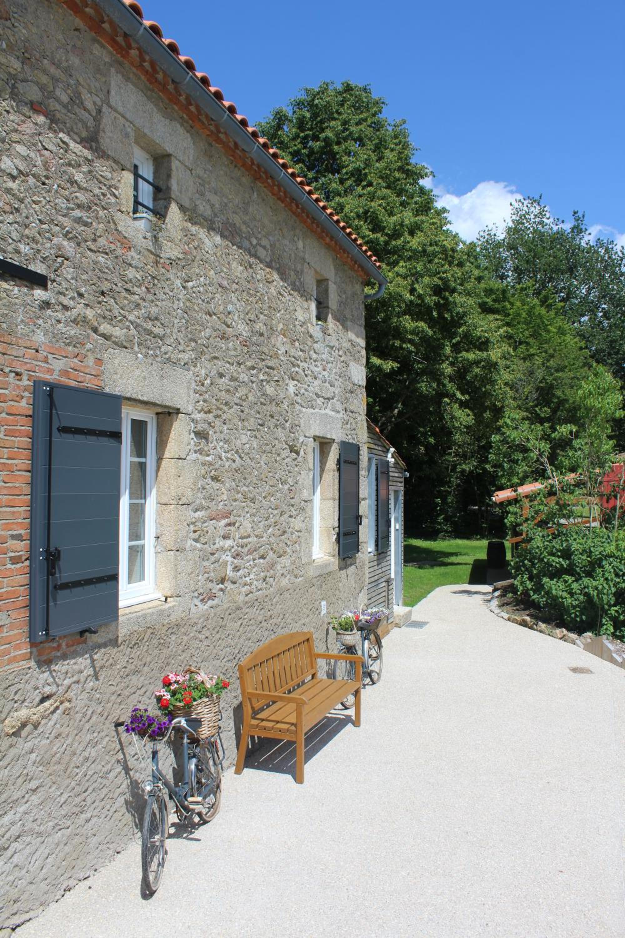 Chambres d'hôtes Logis Charrier Le Petit Bignon view 4