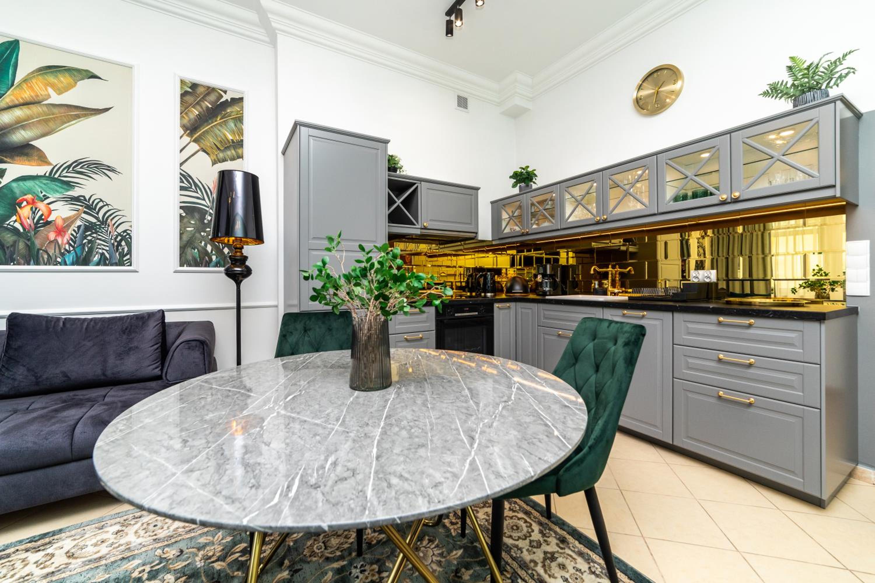 Trzy Gracje - Monte Cassino by OneApartments