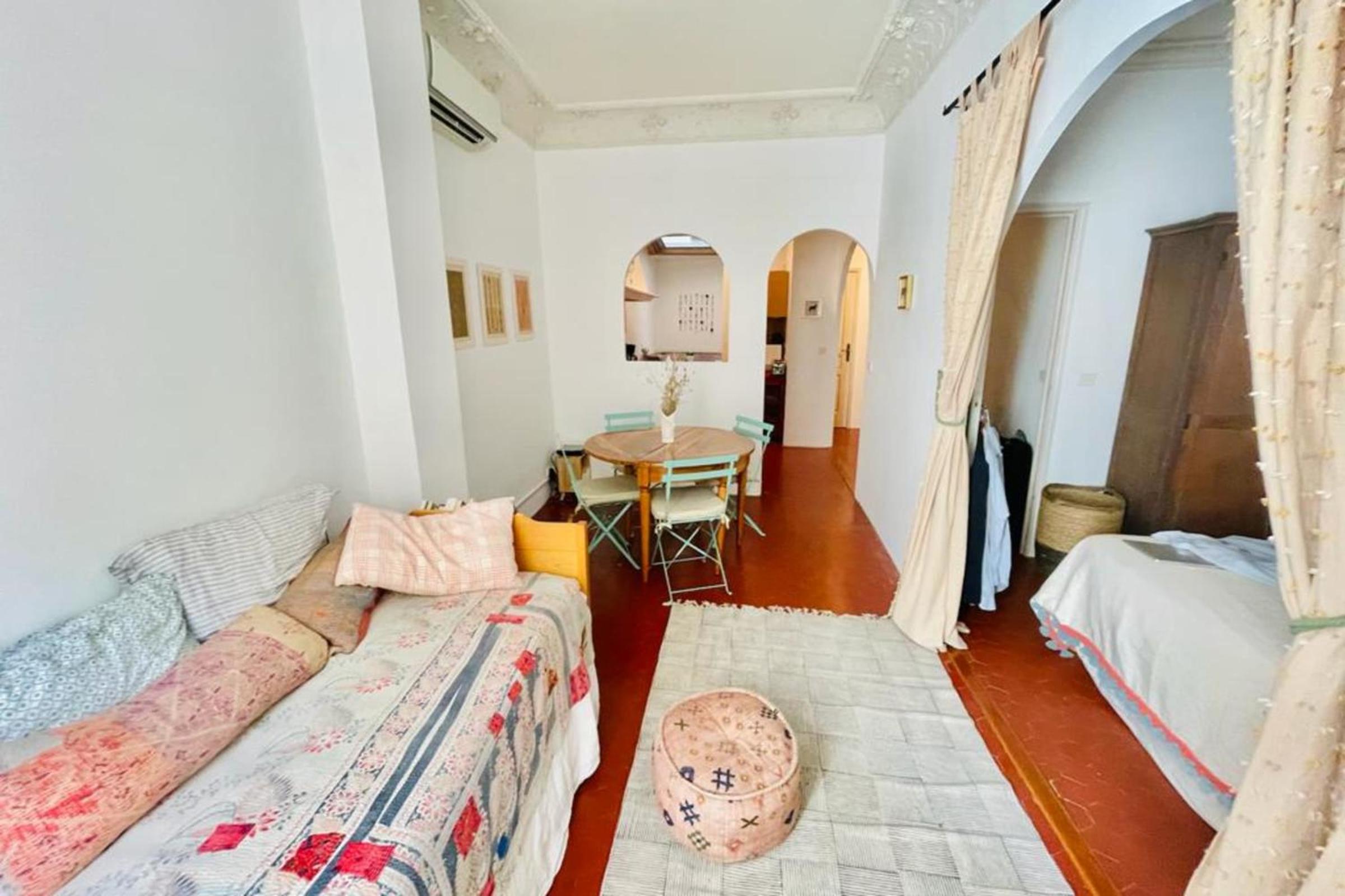 BNB RENTING Great studio in the heart of Cannes old city neighbourhood ! photo 2
