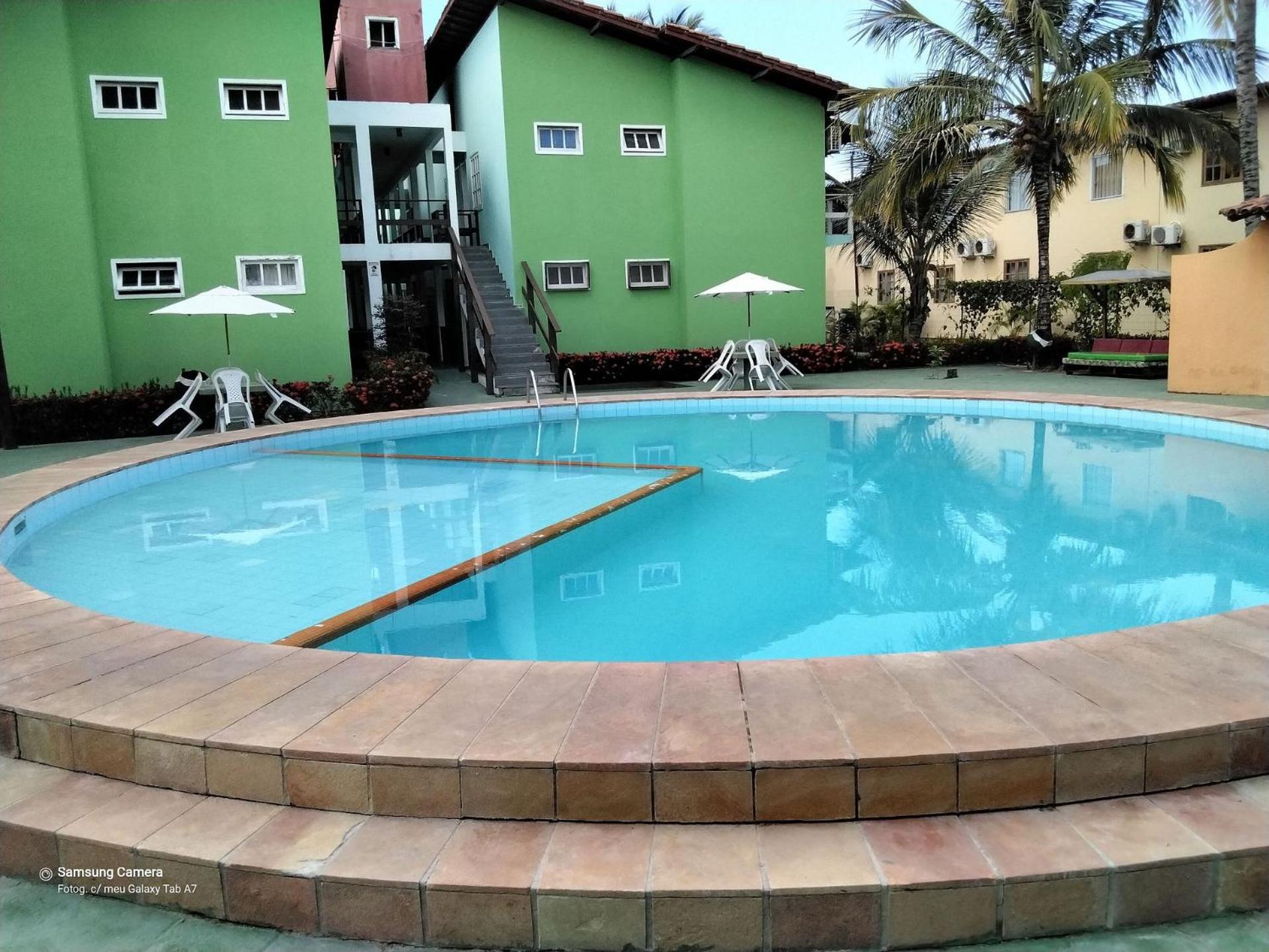 PRAIA DE TAPERAPUA - Flat em Condominio a 300 metros da praia