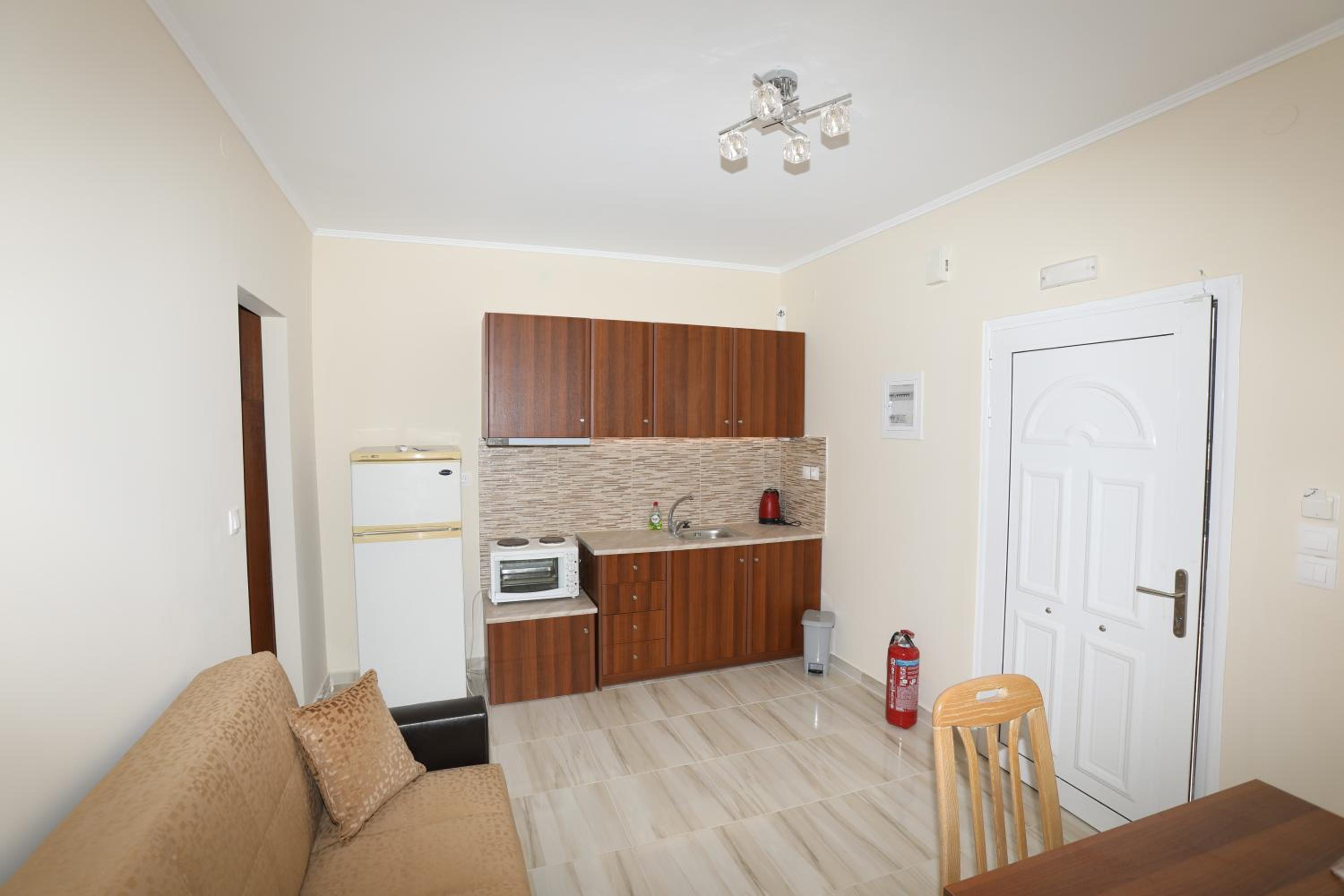 Angelos Apartments