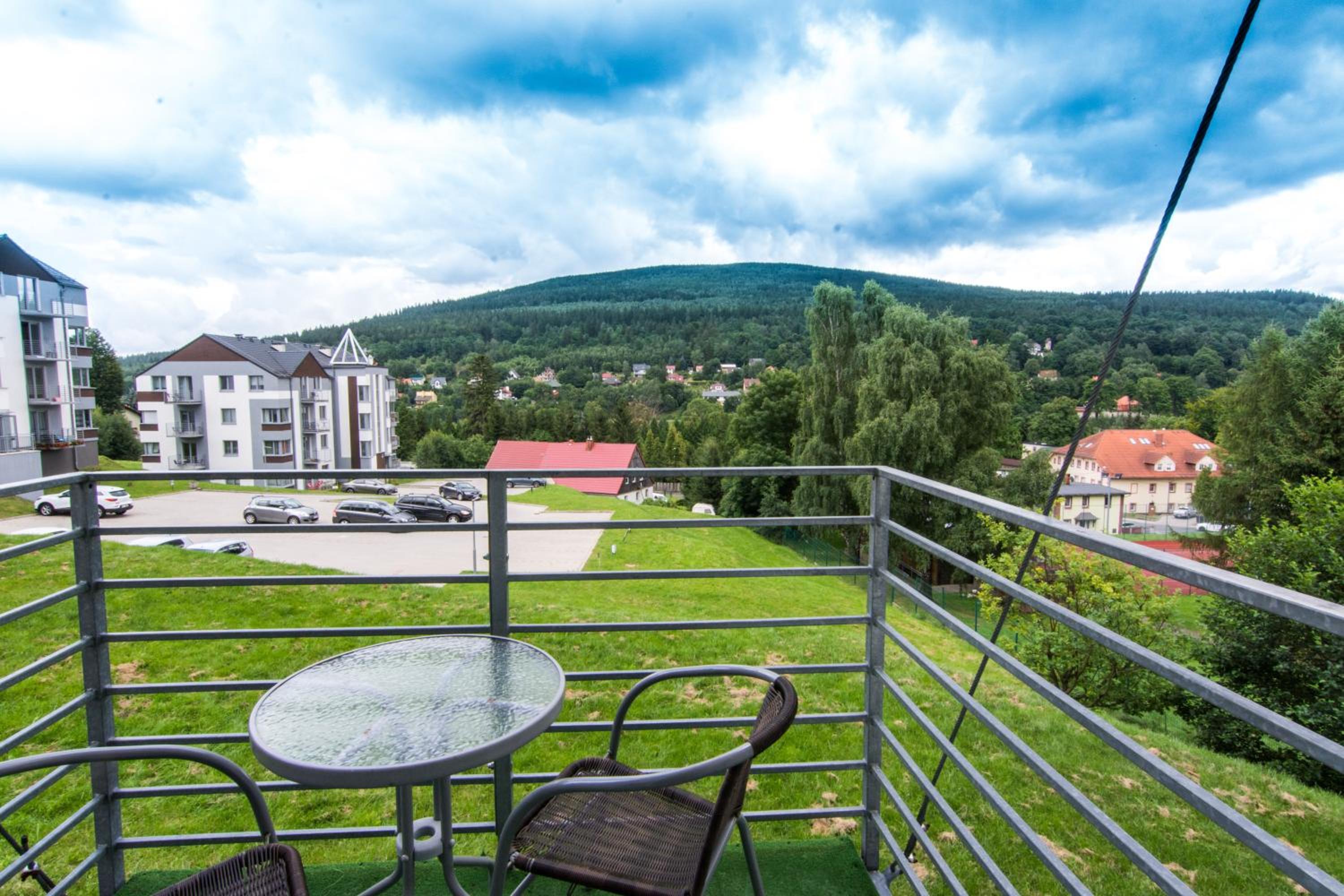Balcony & Terrace