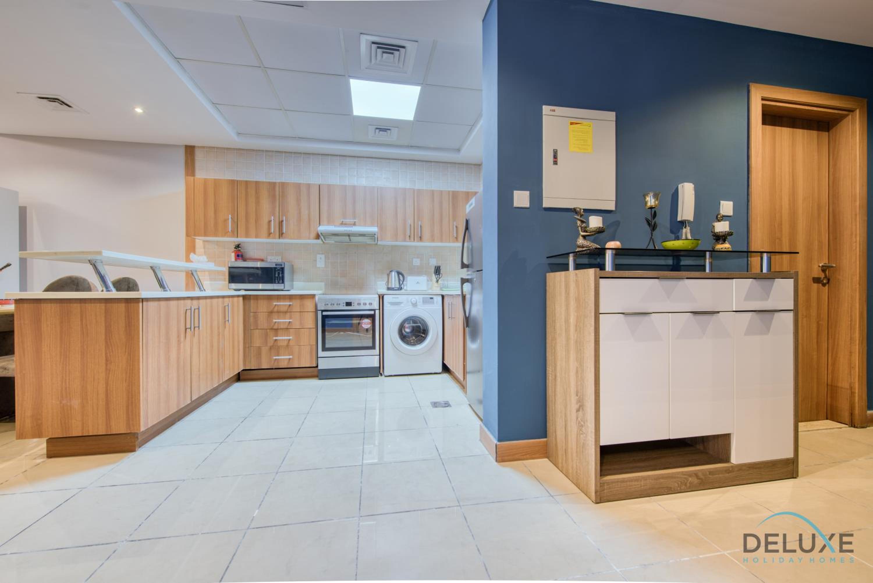 Delightful 1 Bedroom Apartment at Sulafa Tower, Dubai Marina by Deluxe Holiday Homes