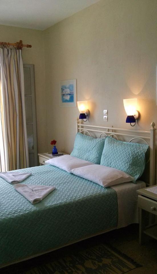 Vrohaki Studios & Rooms view 5