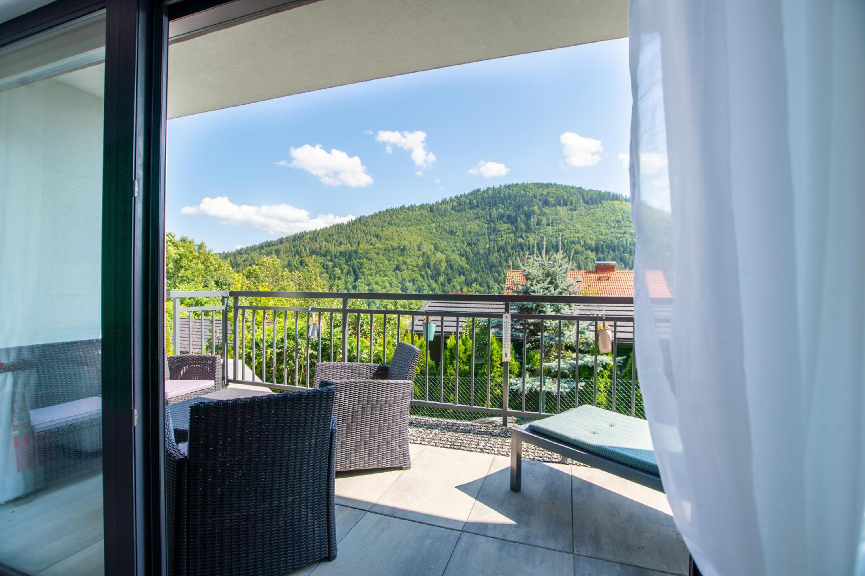 Szczyrkowskie SKI & FUN 3 - z widokiem na góry view 3