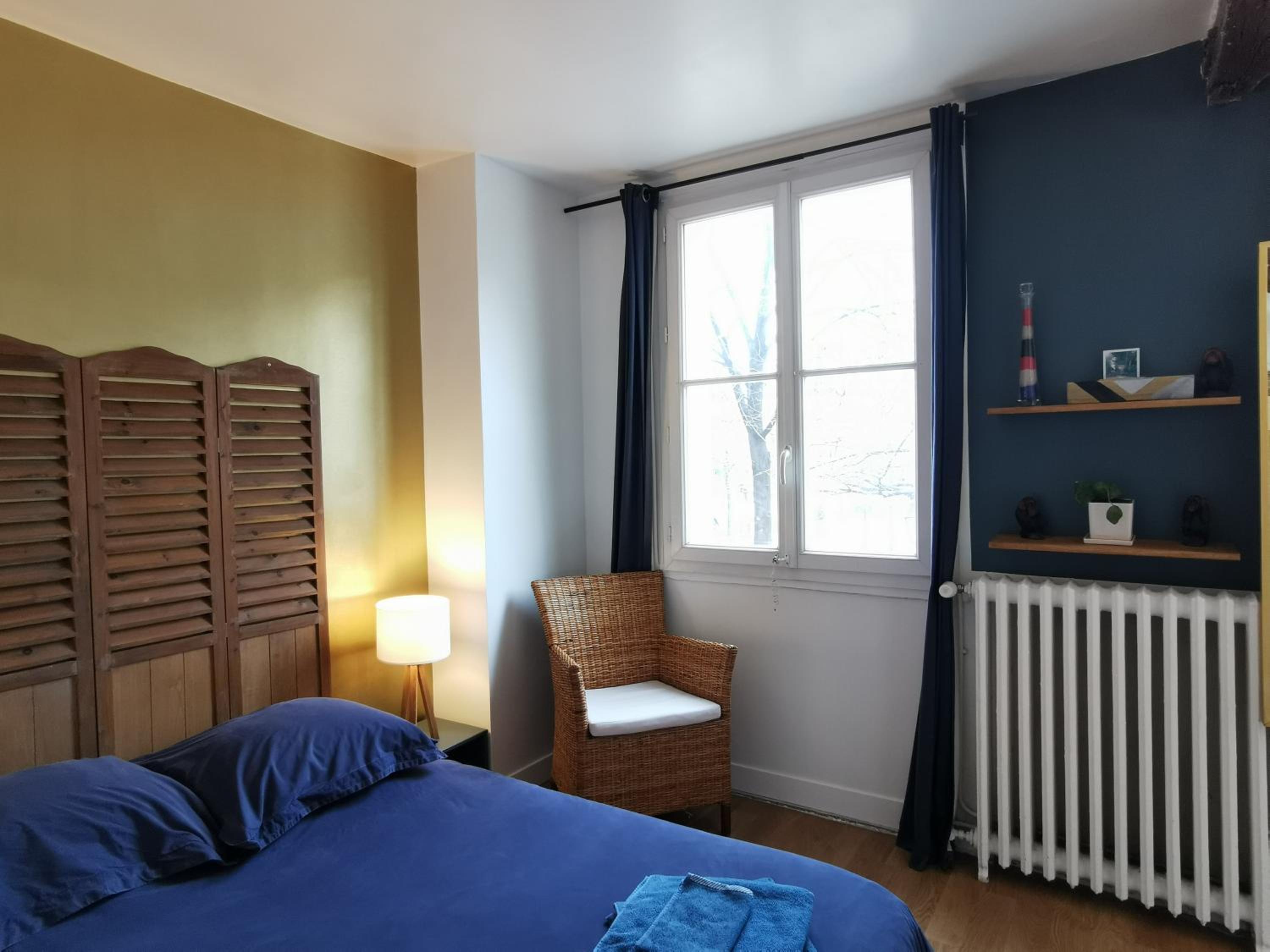 Central & nice ! 3 bedrooms, 2 bathrooms