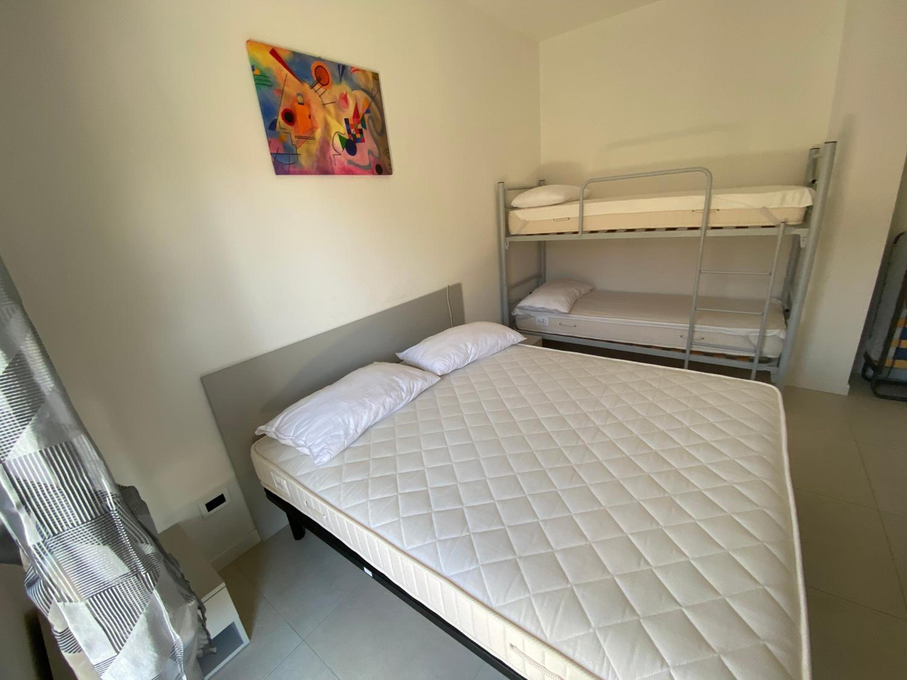 RESIDENCE QUITO PIAZZA MAZZINI 150m dal mare e vicino Pista Azzurra