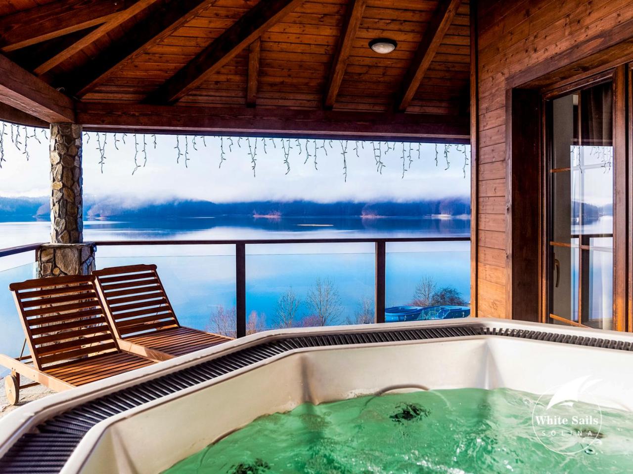 Jacuzzi