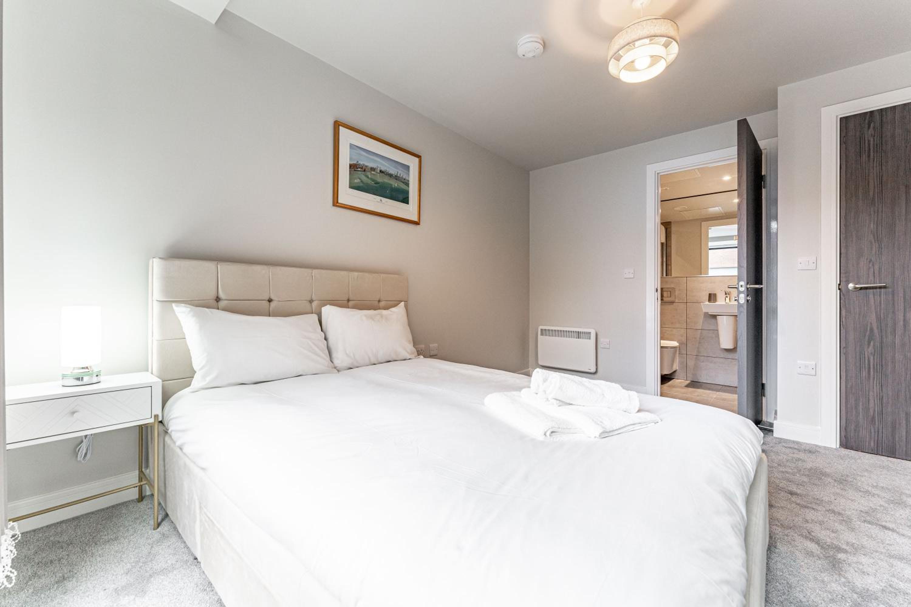 St Martin's Place by Seven Living - Birmingham City Centre