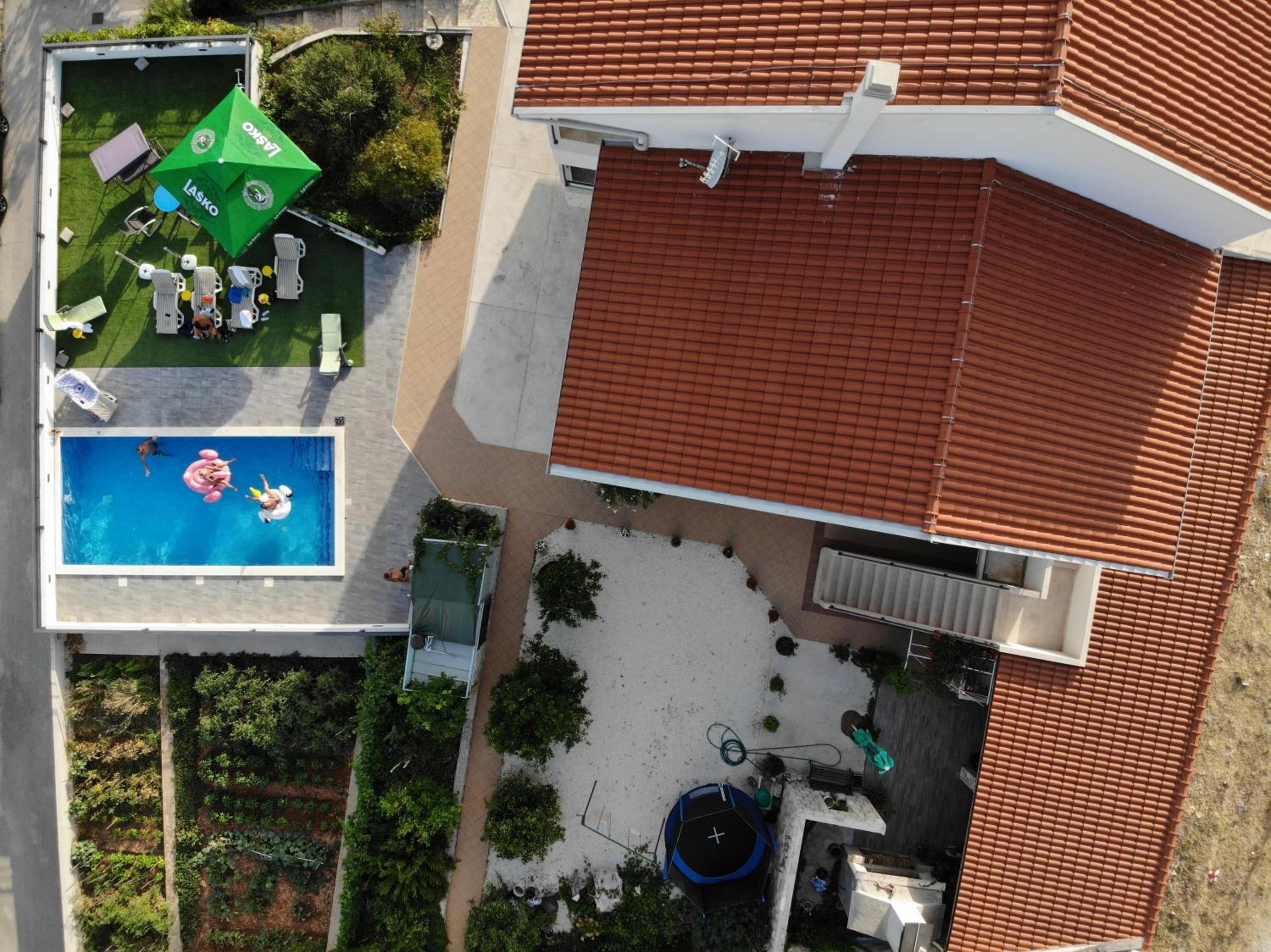 Villa Confido Luxury Apartment 01 view 4