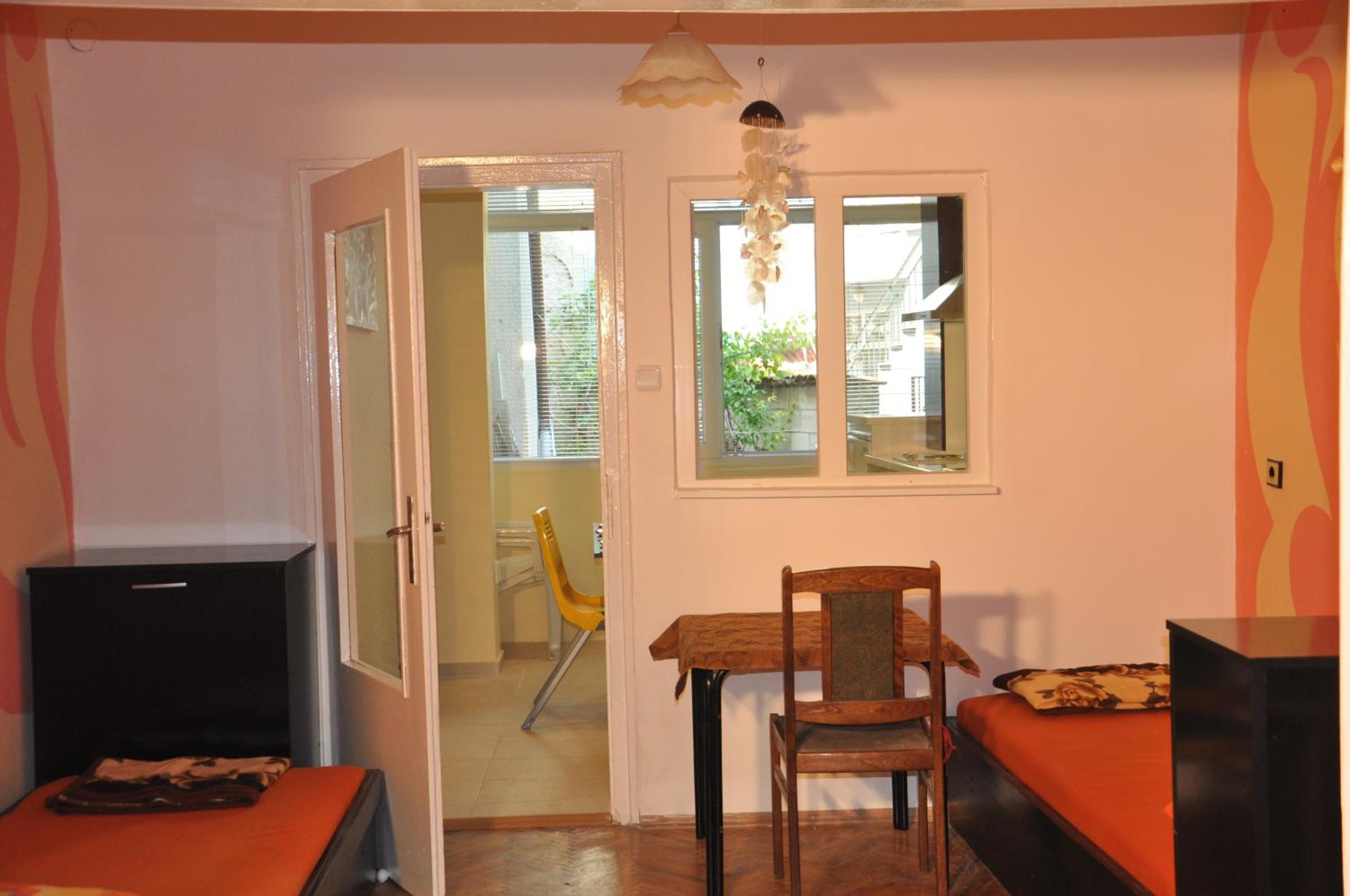 Arlequin Apartment