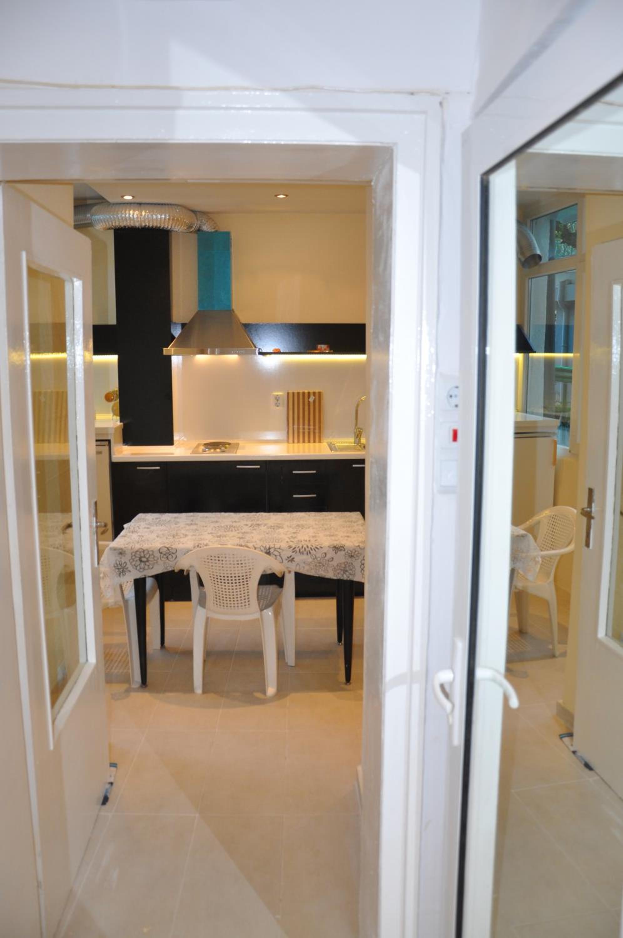 Arlequin Apartment