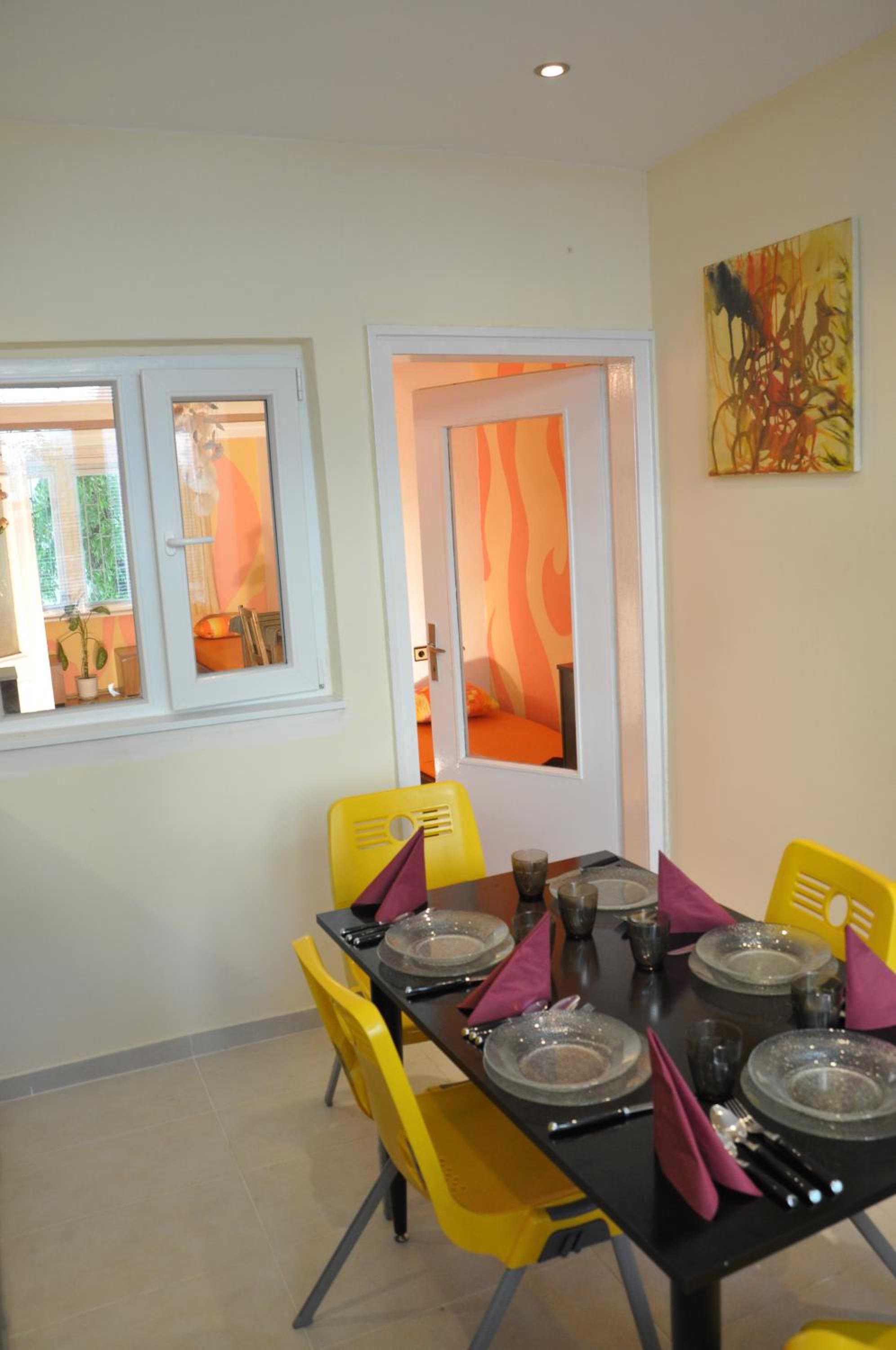 Arlequin Apartment