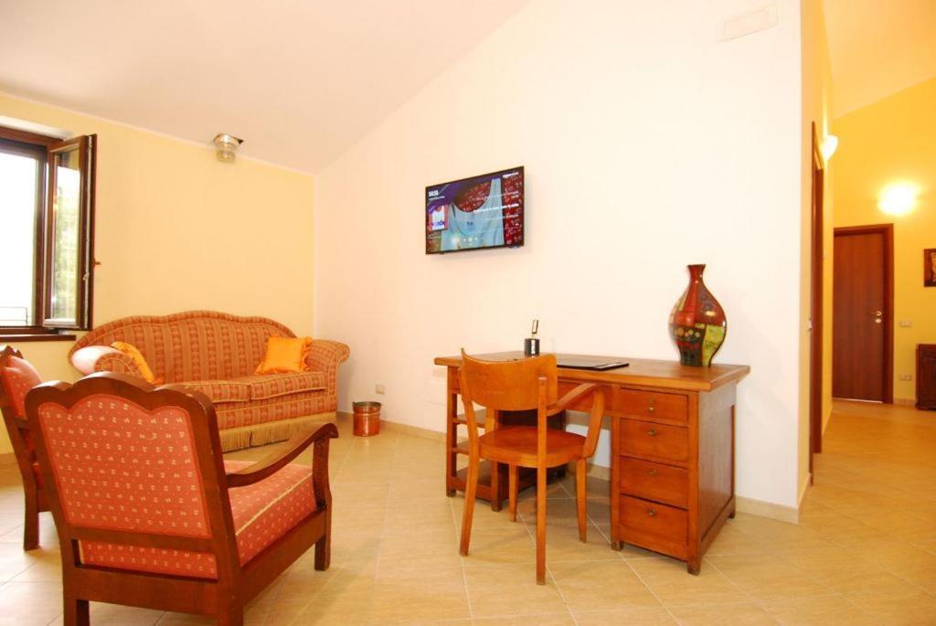 Umbrian Hills Flat - Free Parking & Garden photo 3
