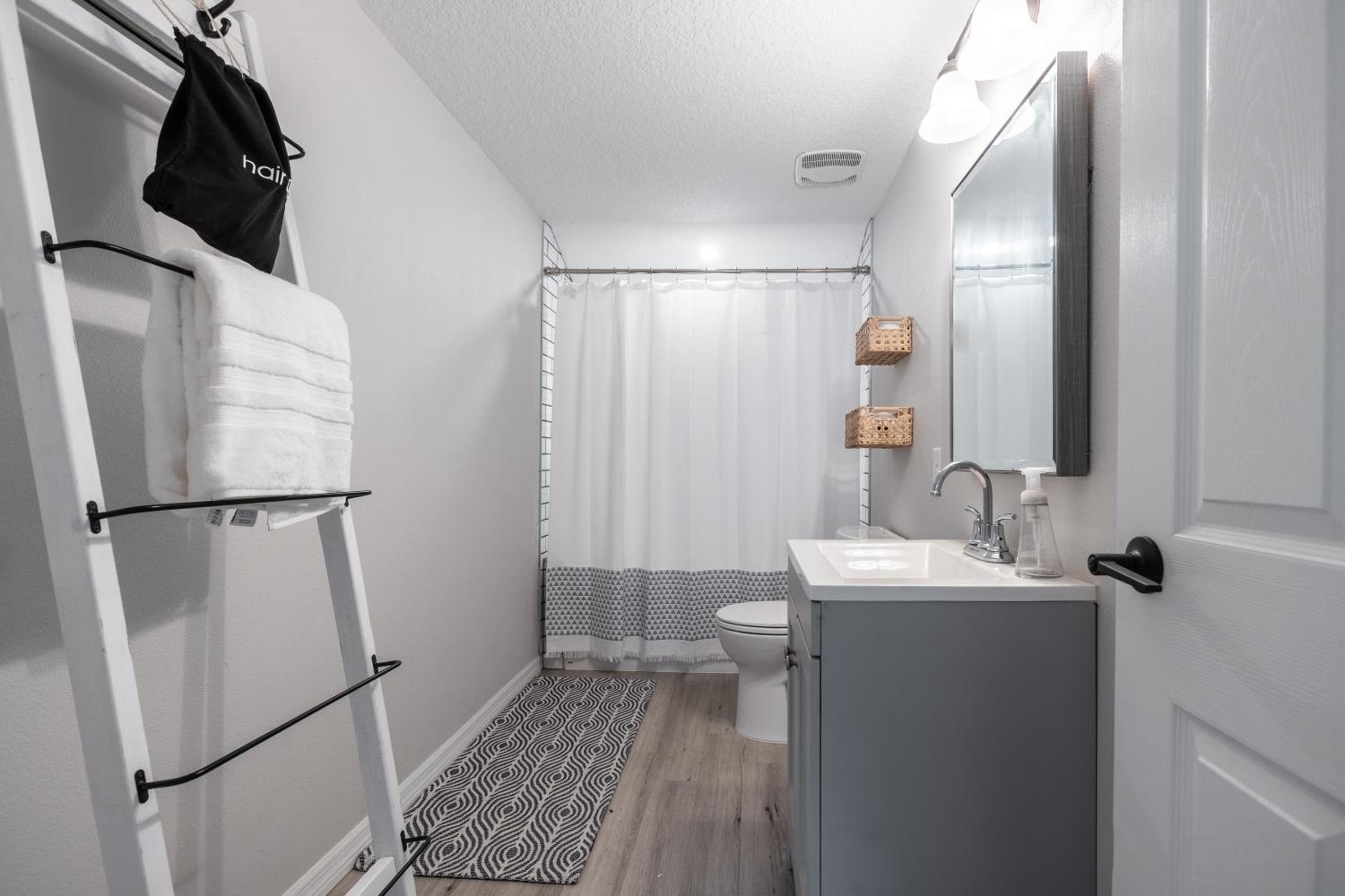 Cozy Apartments in the Triplex House, Historic District of Orlando