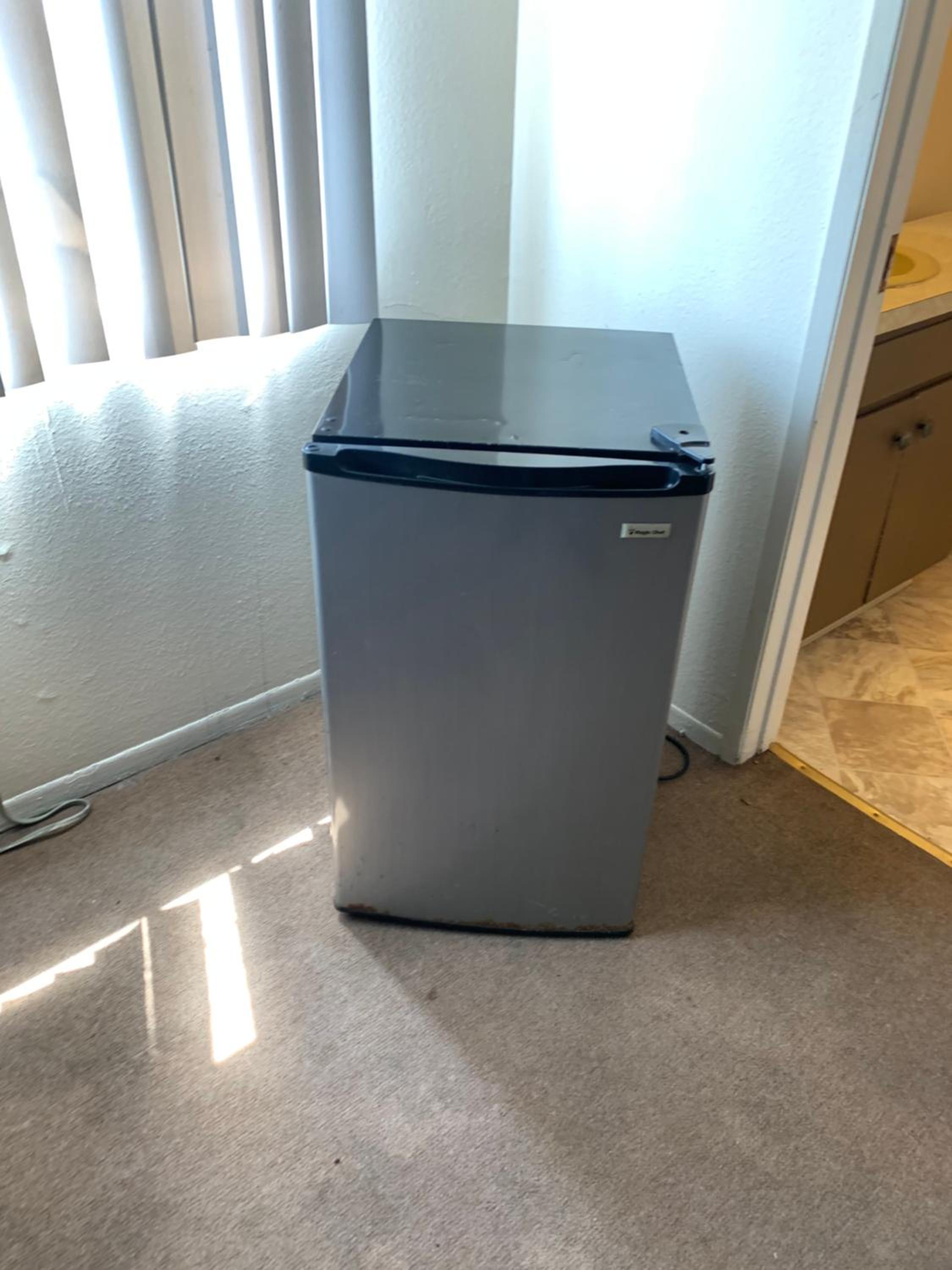 Deluxe Hotel Style Unit (B08) - Image 3