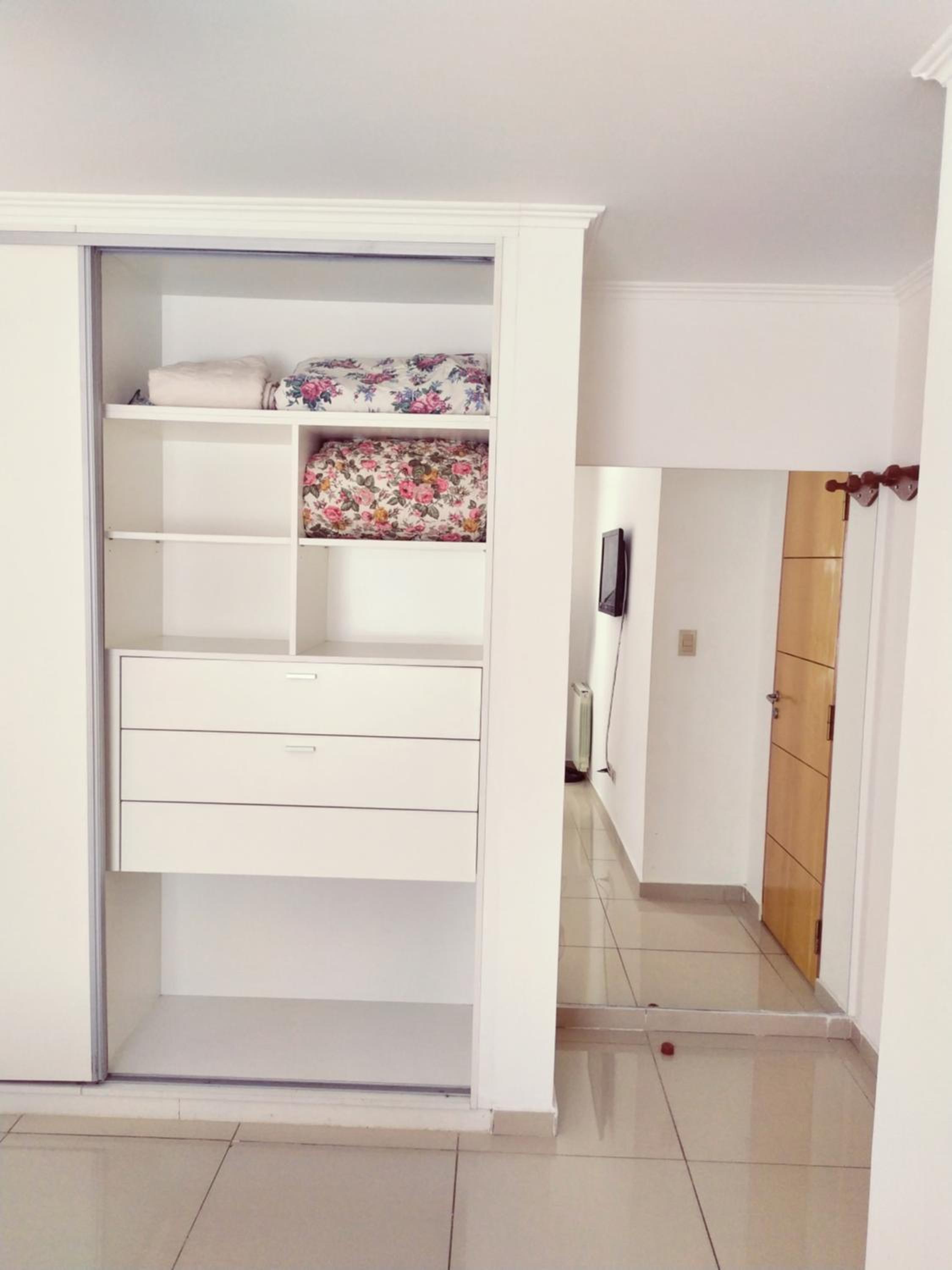 Departamento Edificio Manhattan 7mo piso
