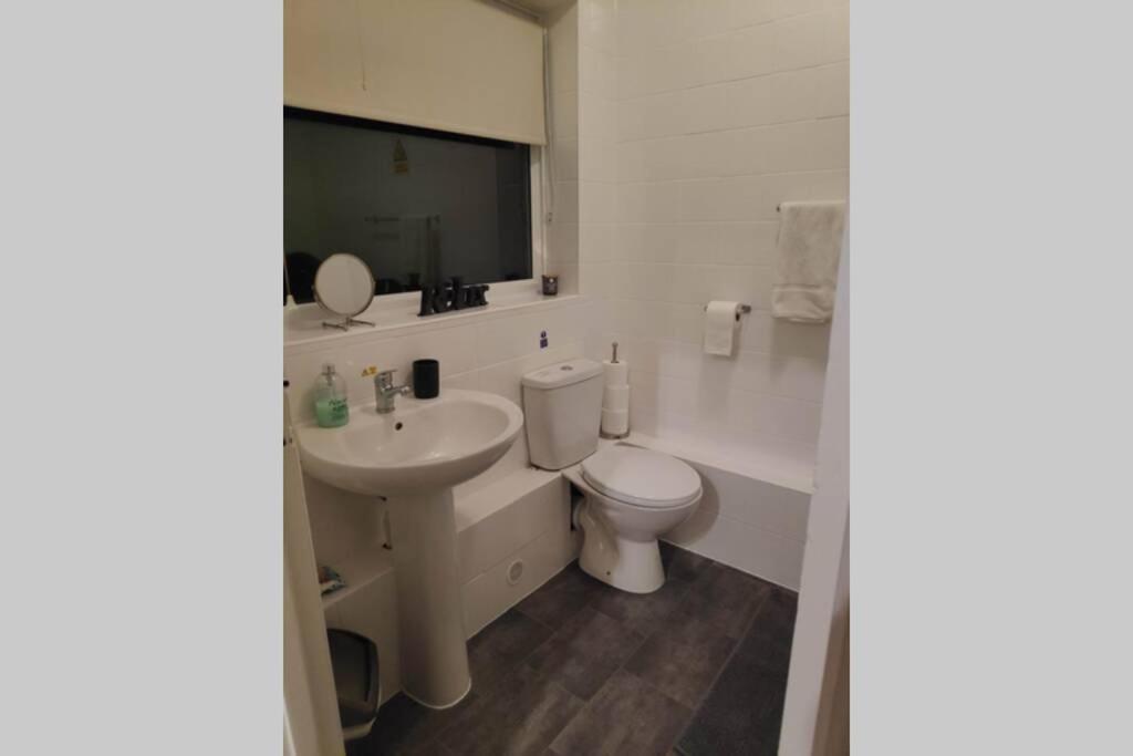 Exclusive 2 bedroom bungalow Oulten Broad view 5