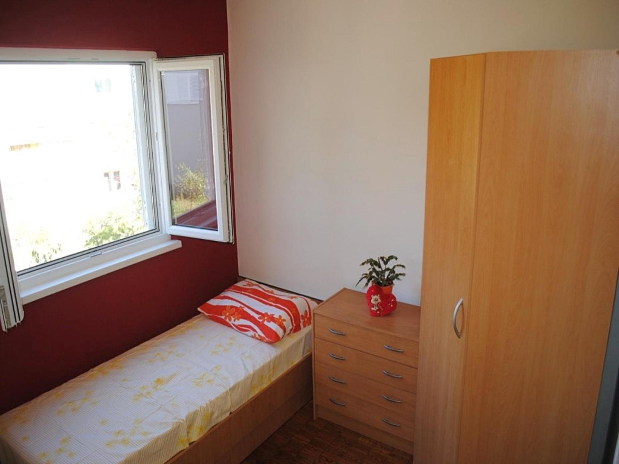 Photo 37