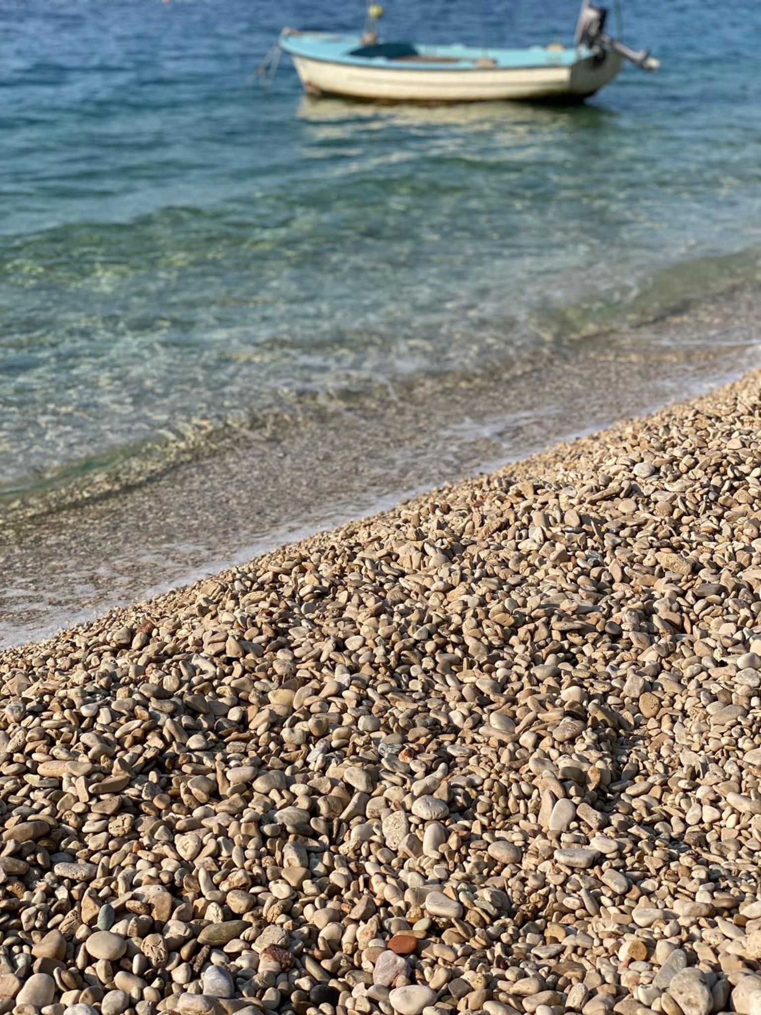 Photo 52