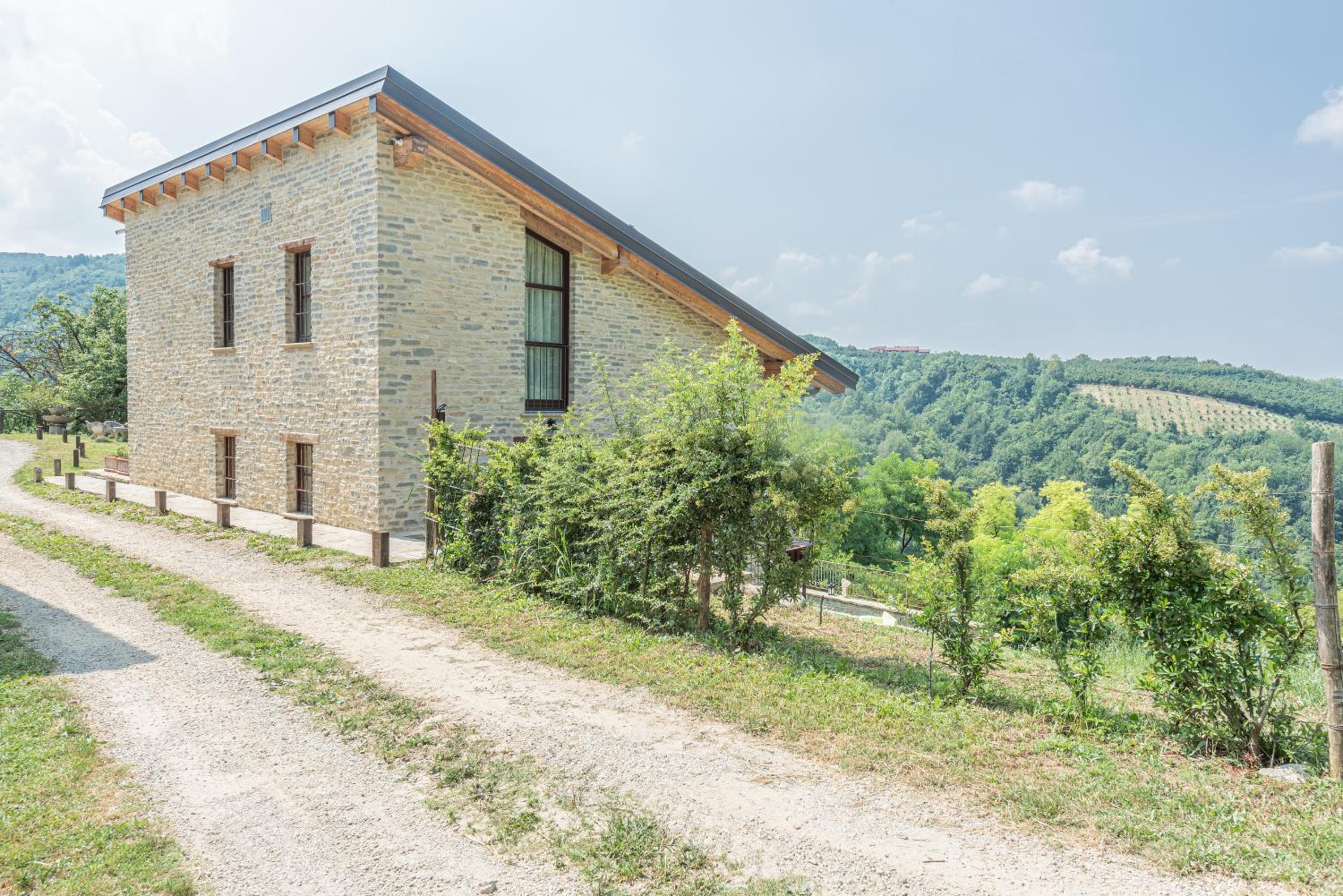 Casa delle Pigne, Langhe hills photo 4