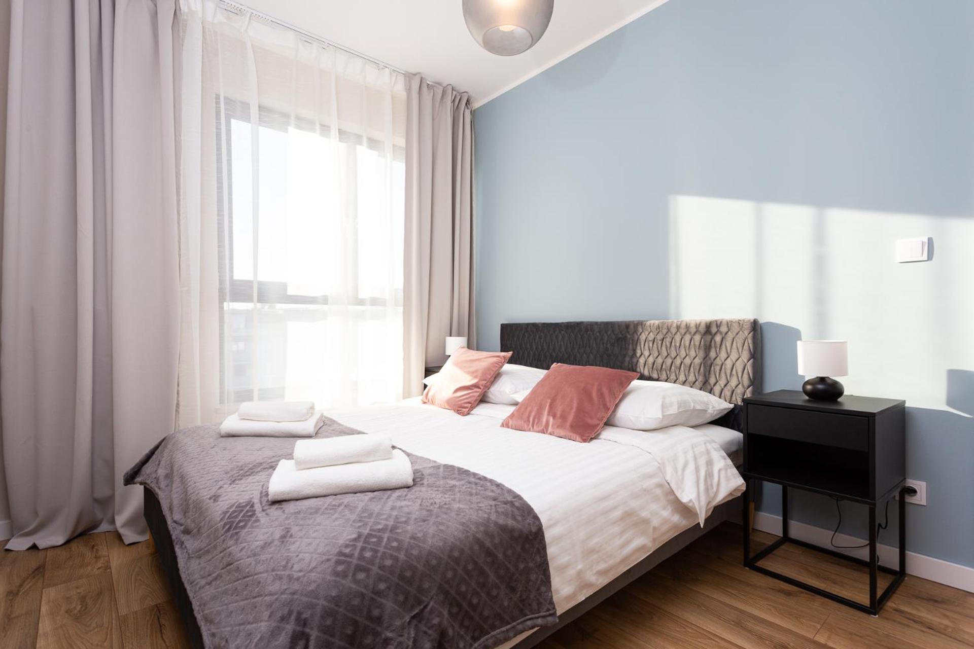 City of the Kings - Indigo Apartment view 3