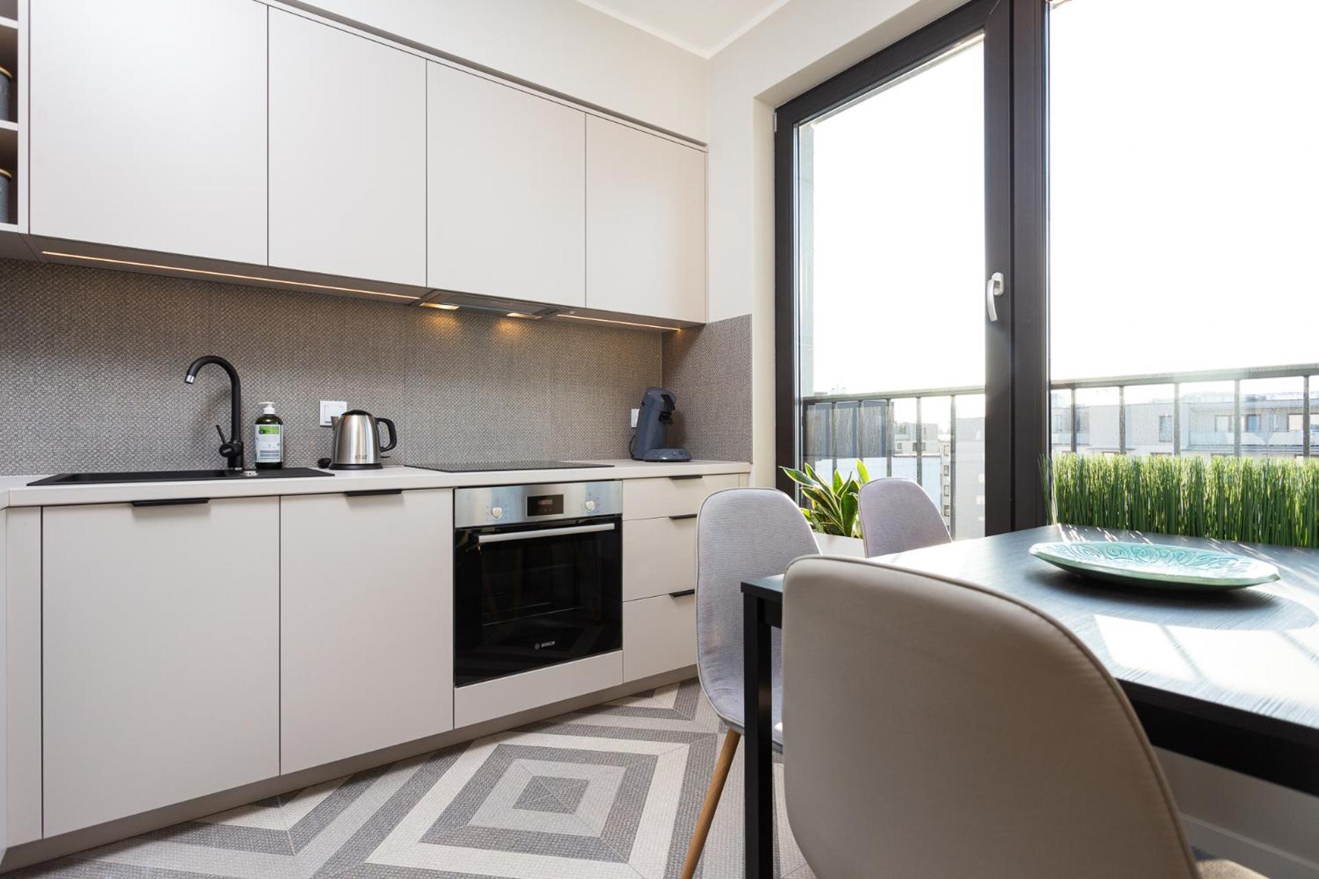 City of the Kings - Indigo Apartment