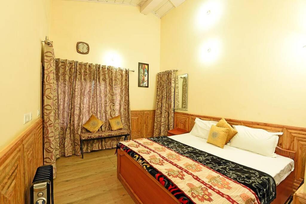 Dalhousie Luxury Villa view 3