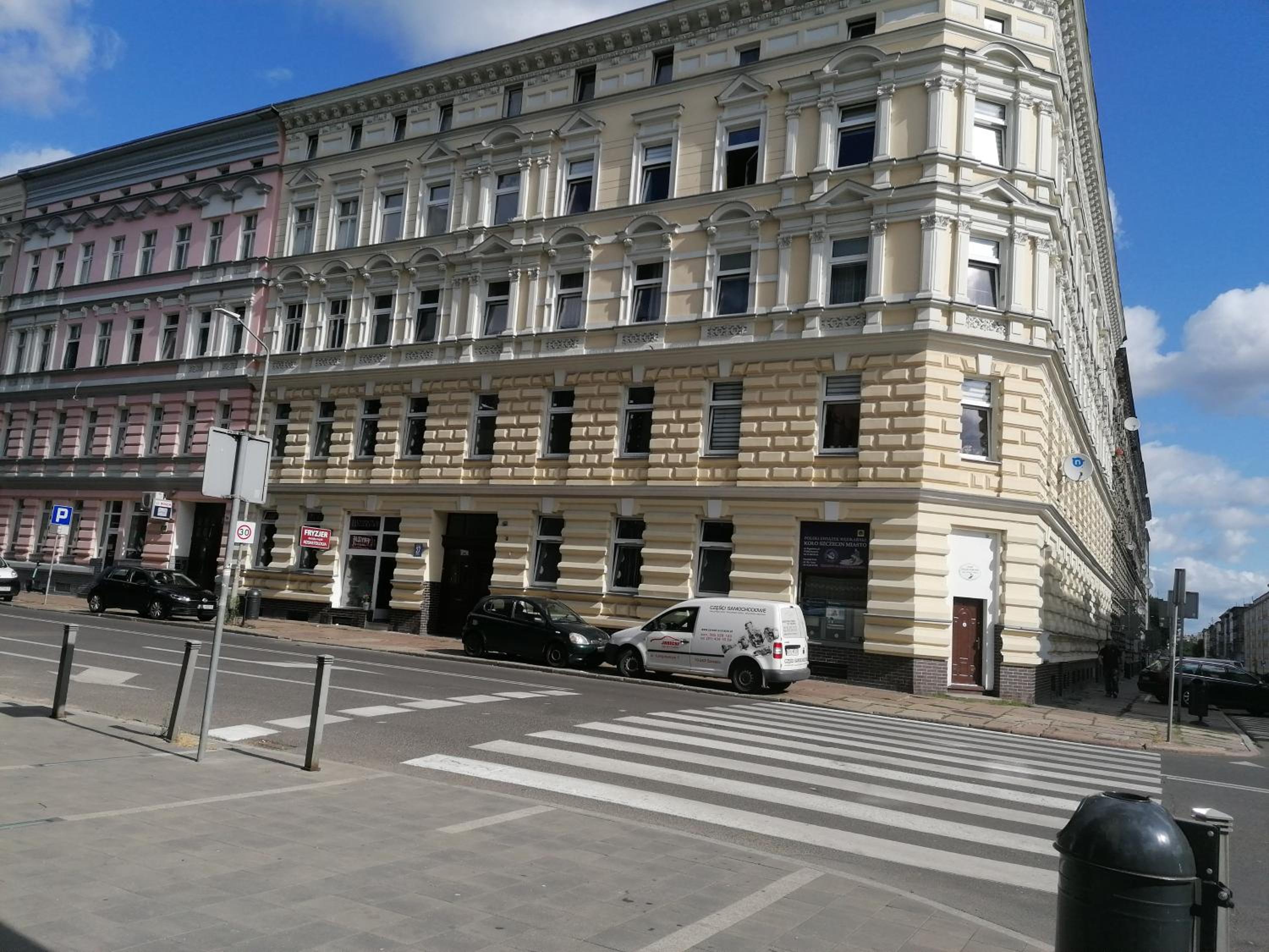 Hostel Tulip - Pokój 4 ze wspólną łazienką i kuchnią