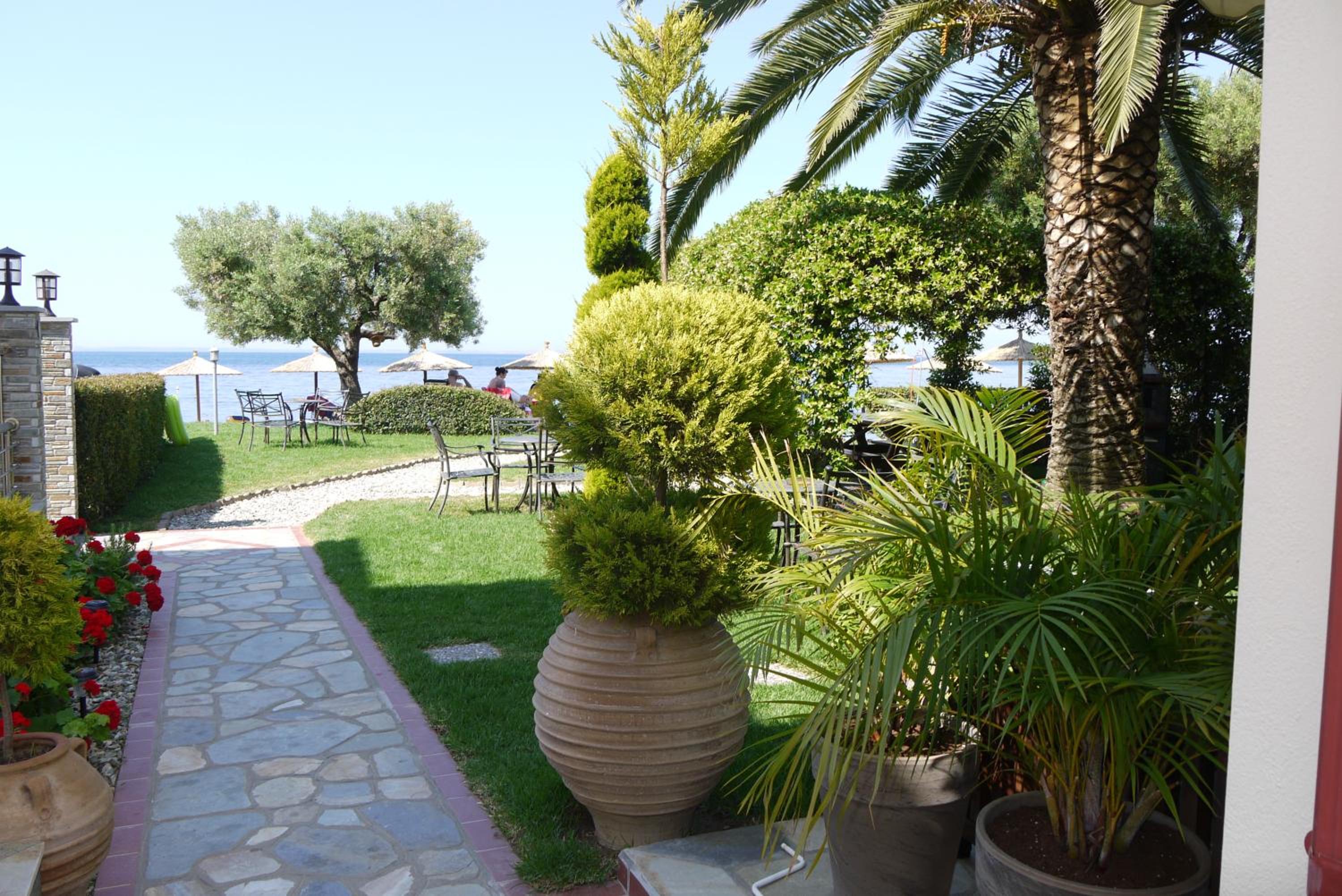Photo 13