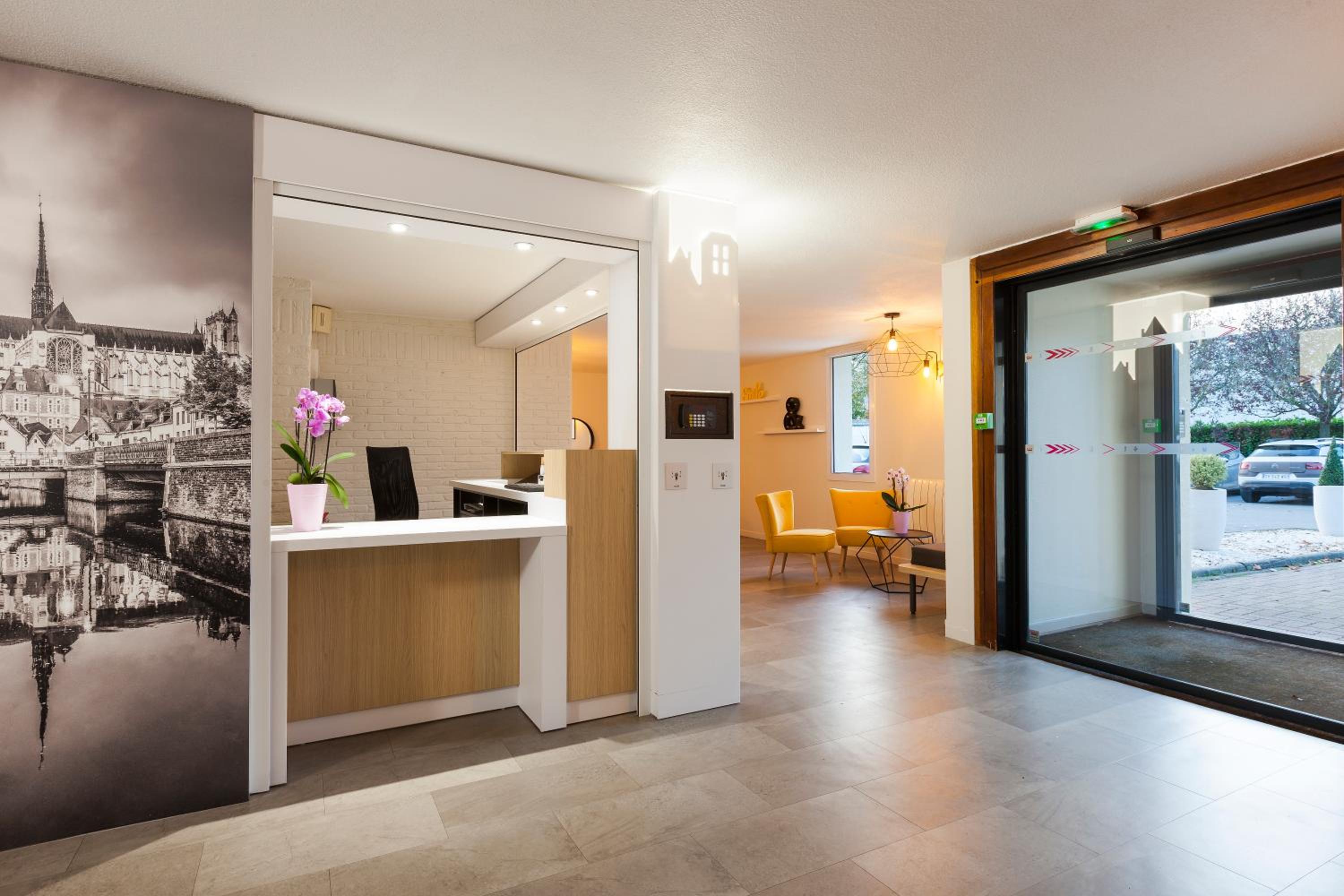 hotel reception