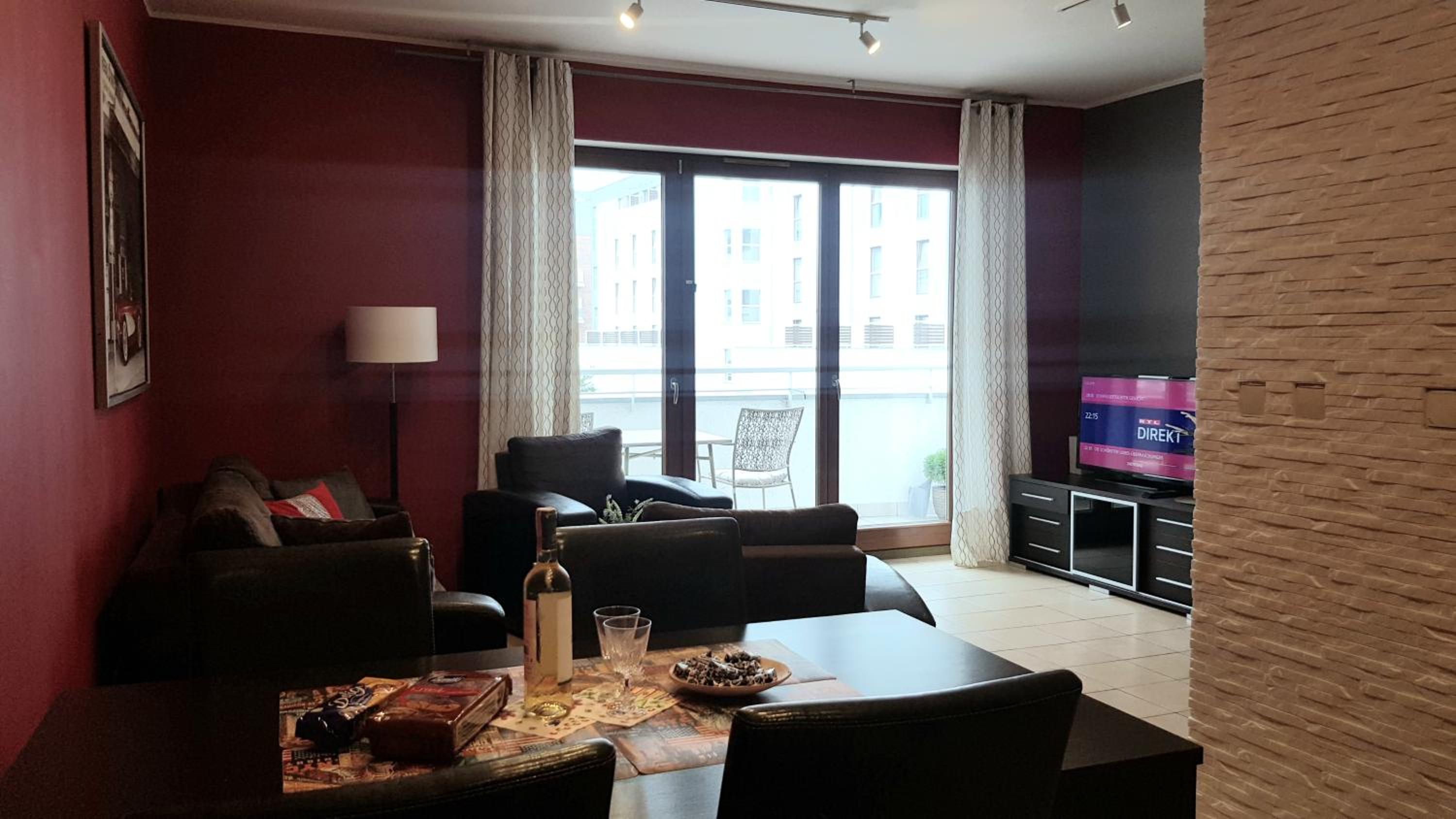 Frog Apartment - 2 bedrooms and living room view 3