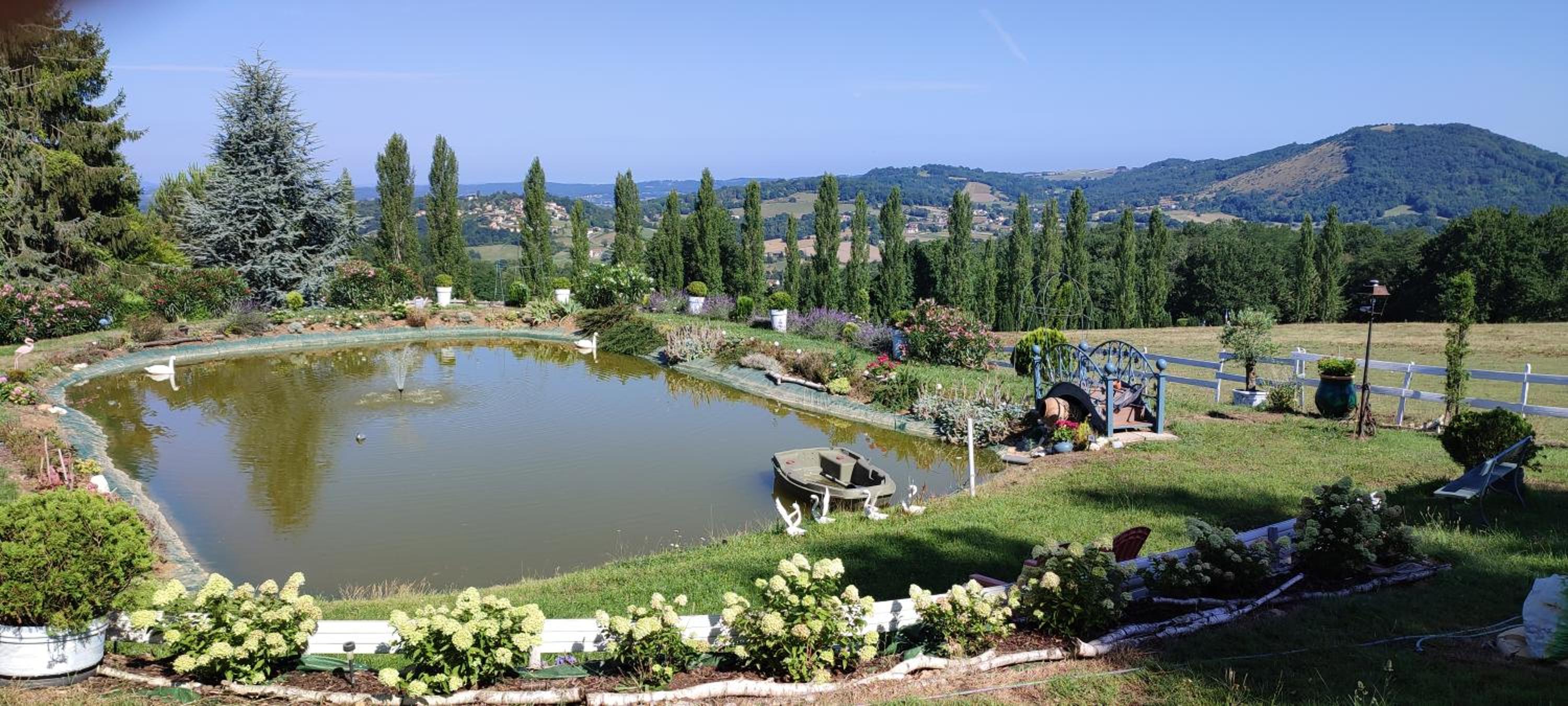 Domaine Le Lanis Chambre d'hôtes piscine spa view 3