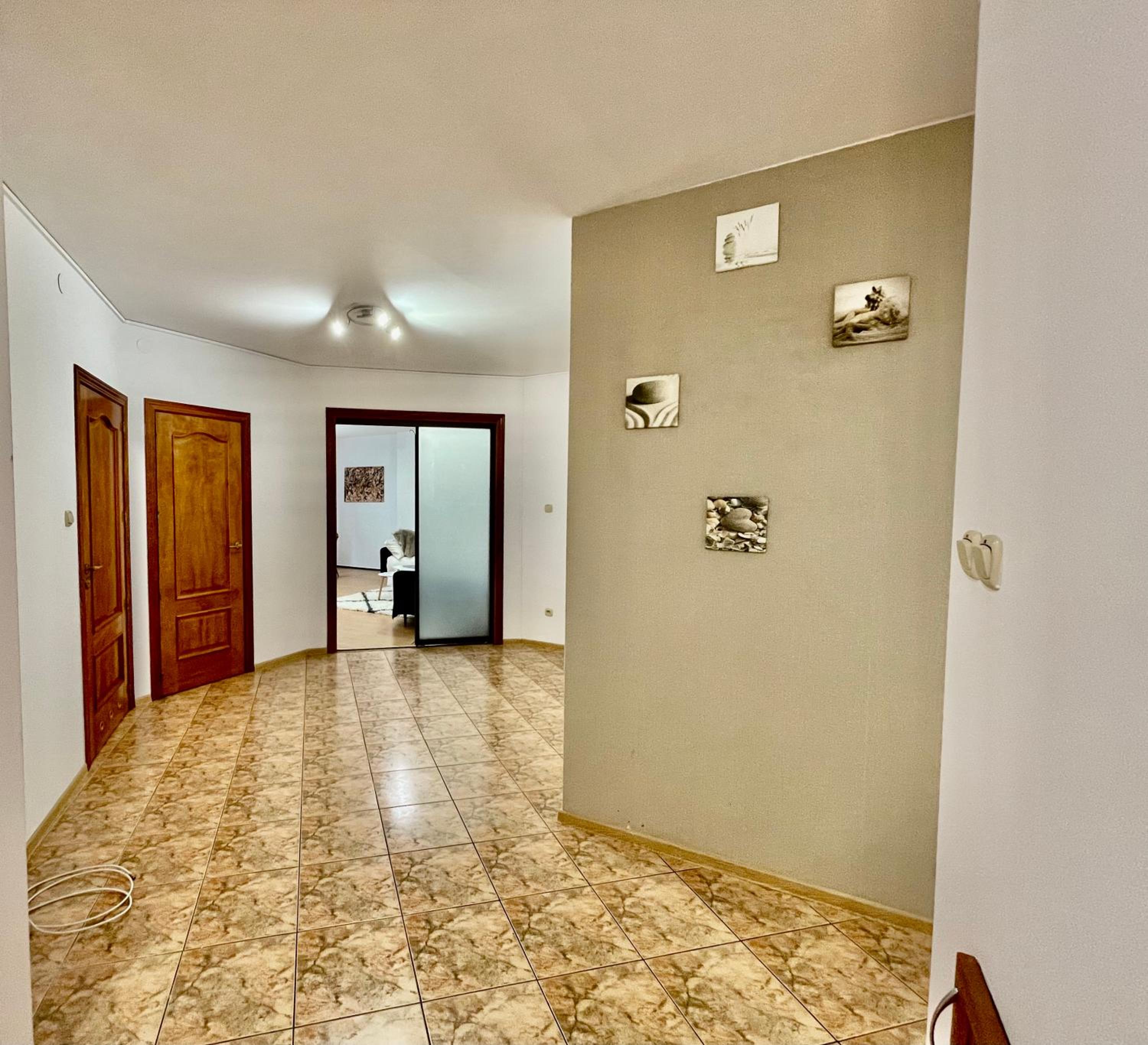 Warsaw Concierge Wola Ratusz