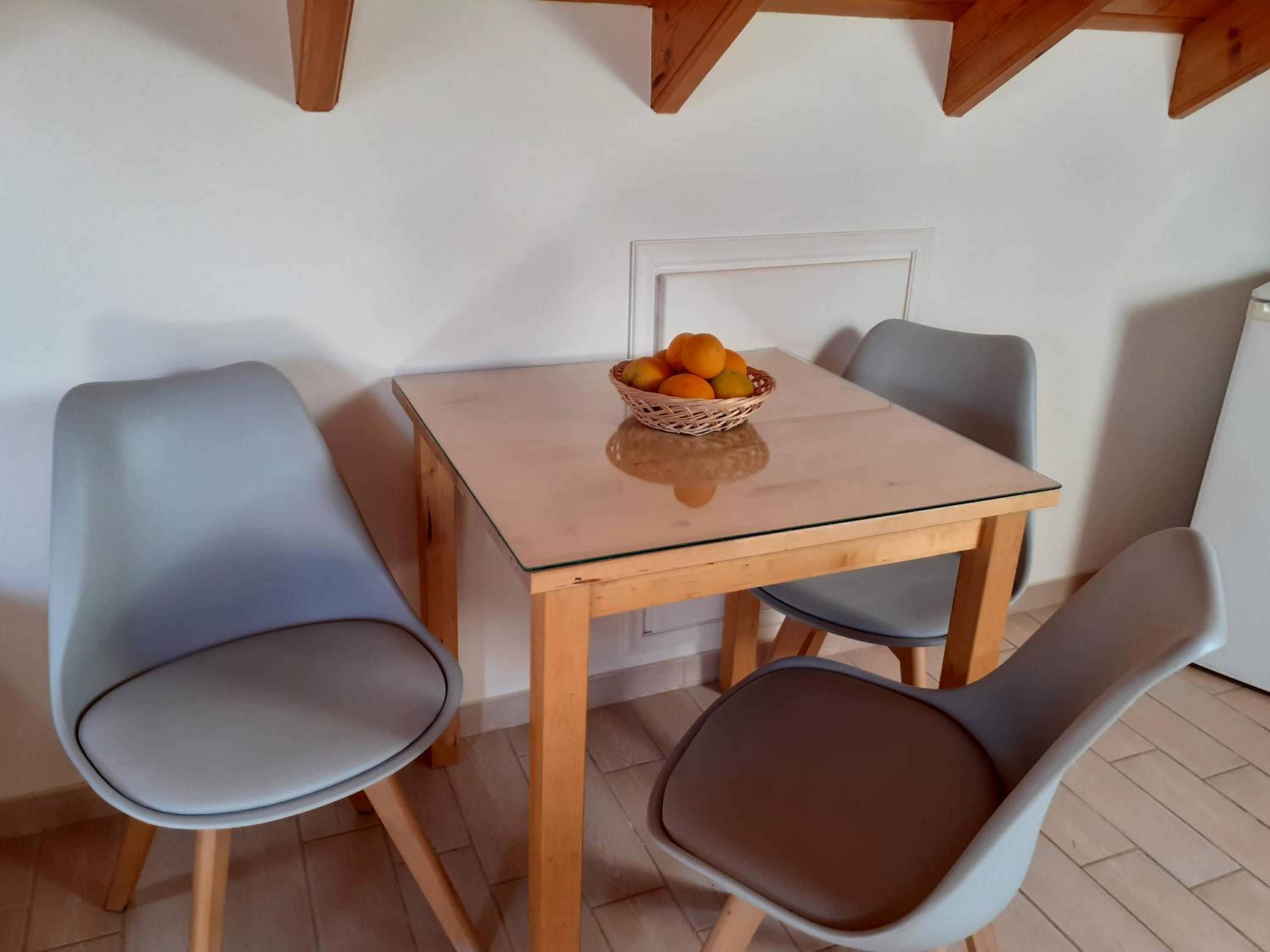 Kritikos Rooms