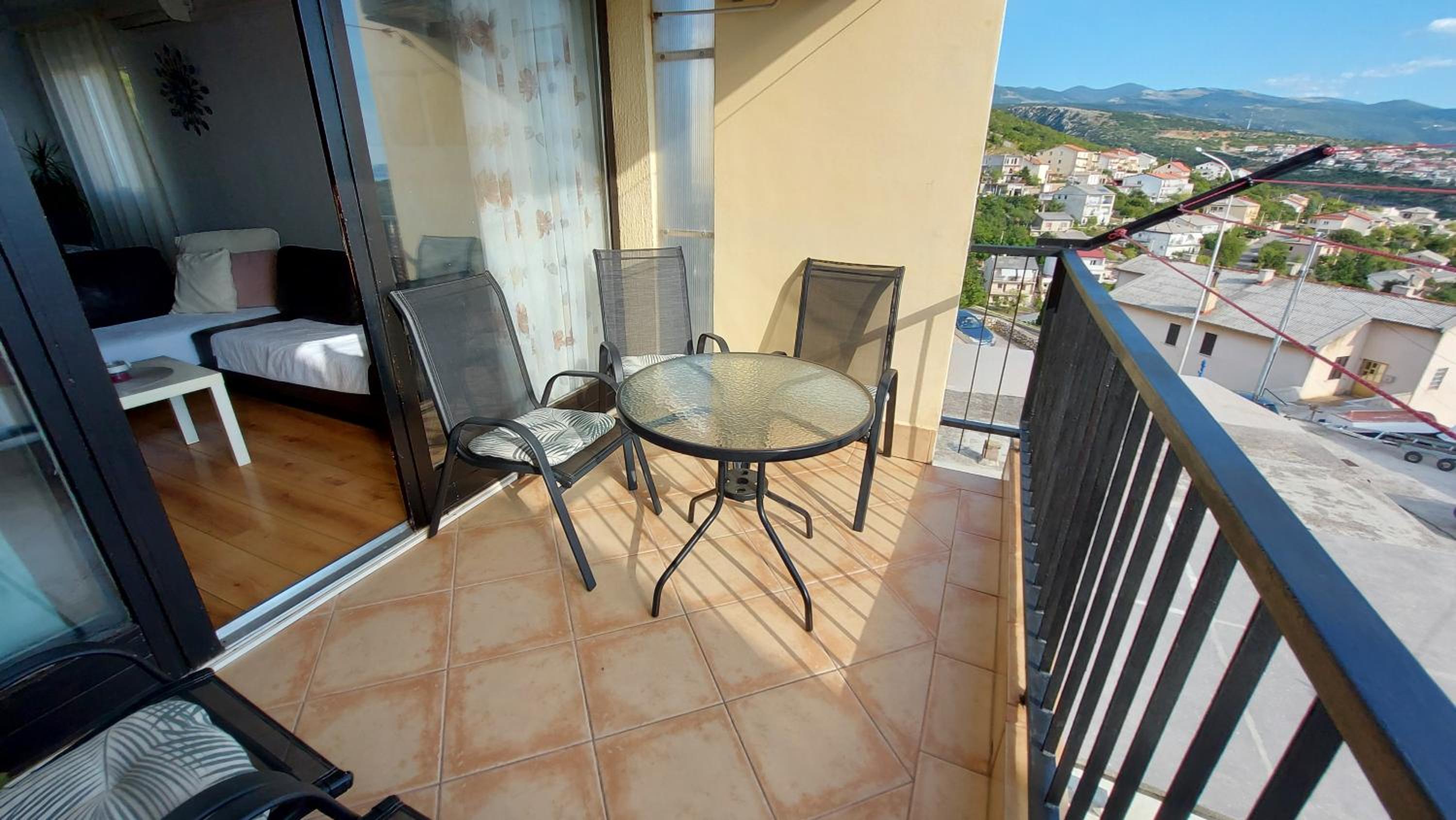 Apartment Mira