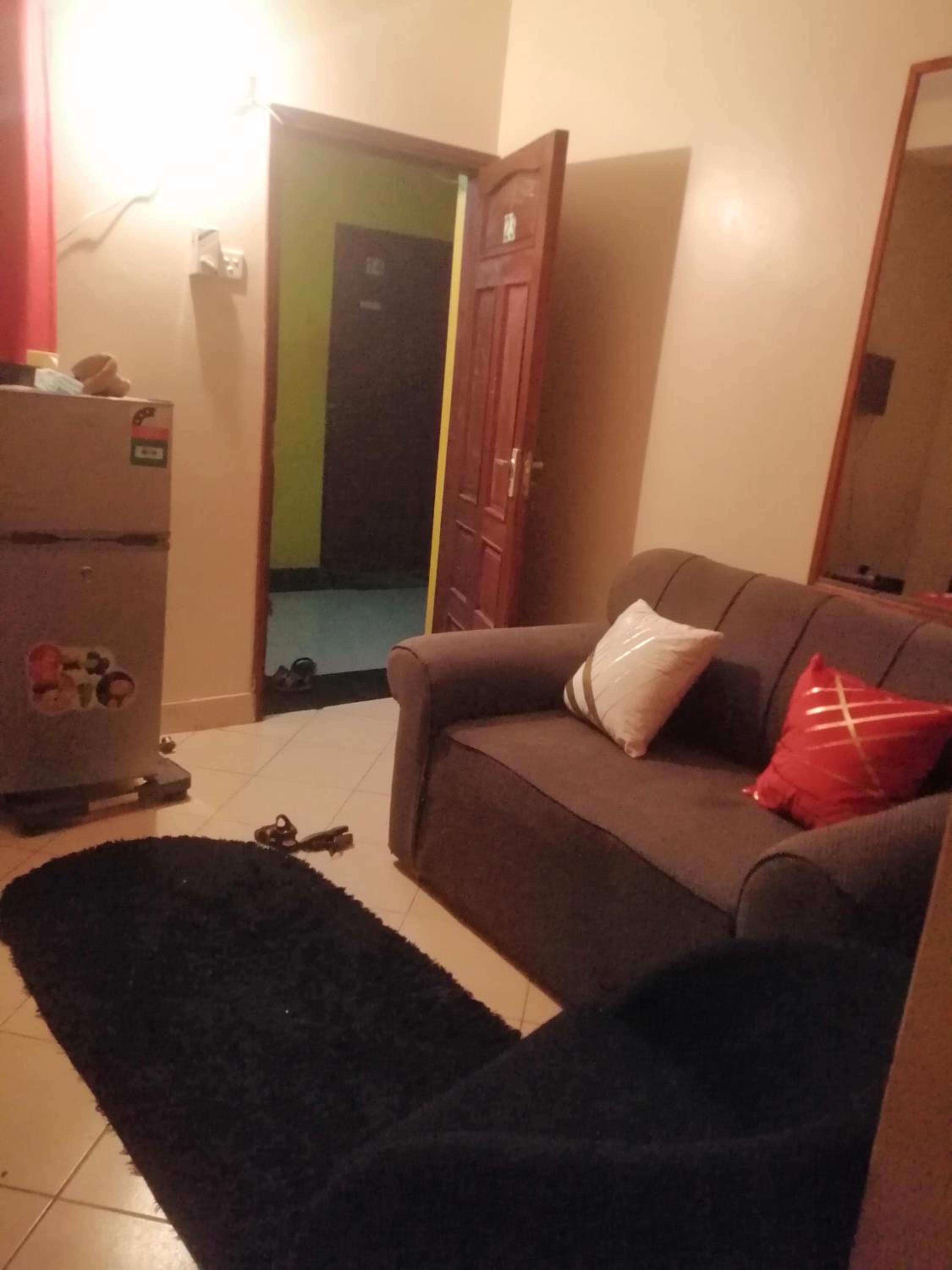 Warm and Homely Studio Apartment view 5