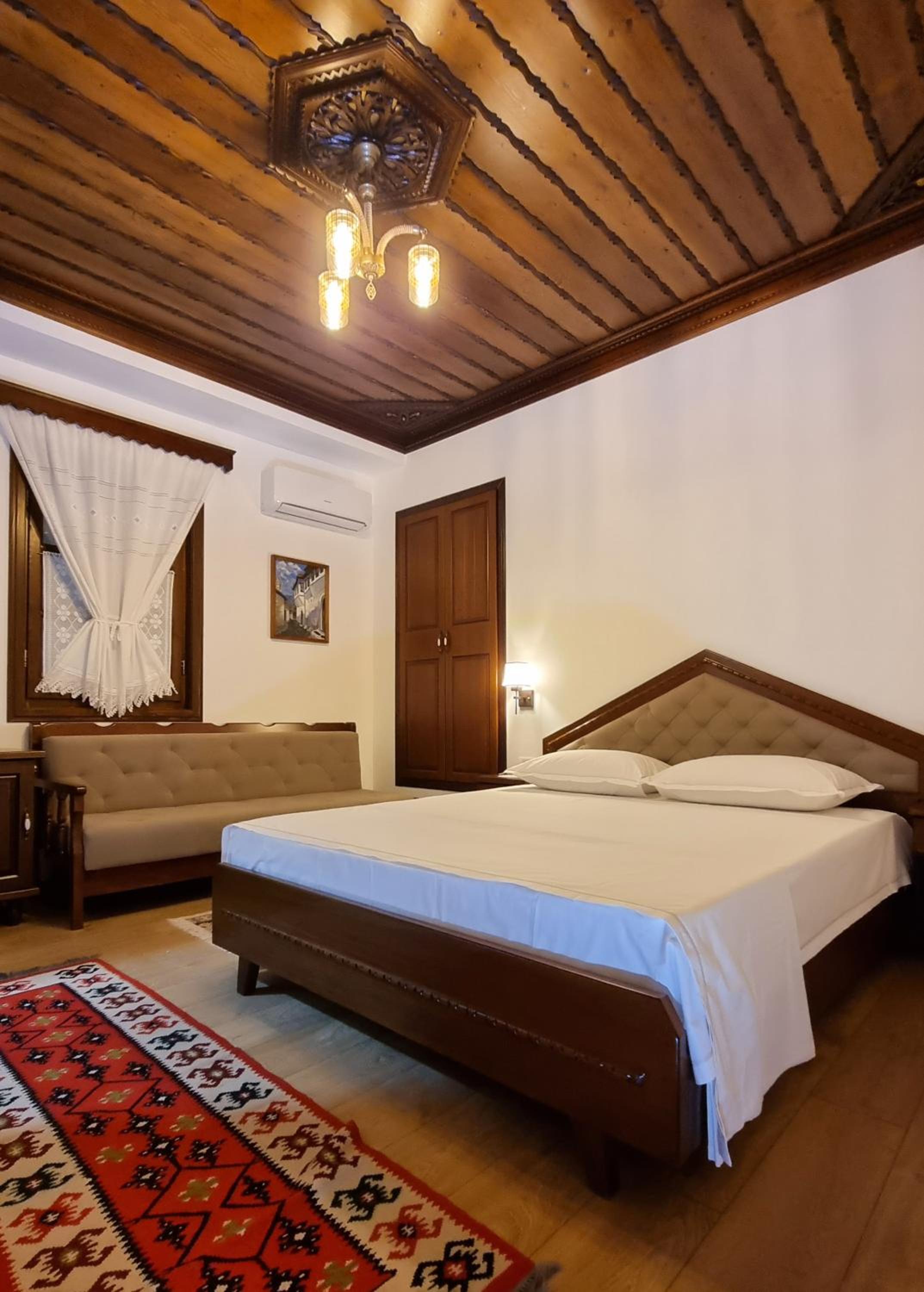Master Hotel