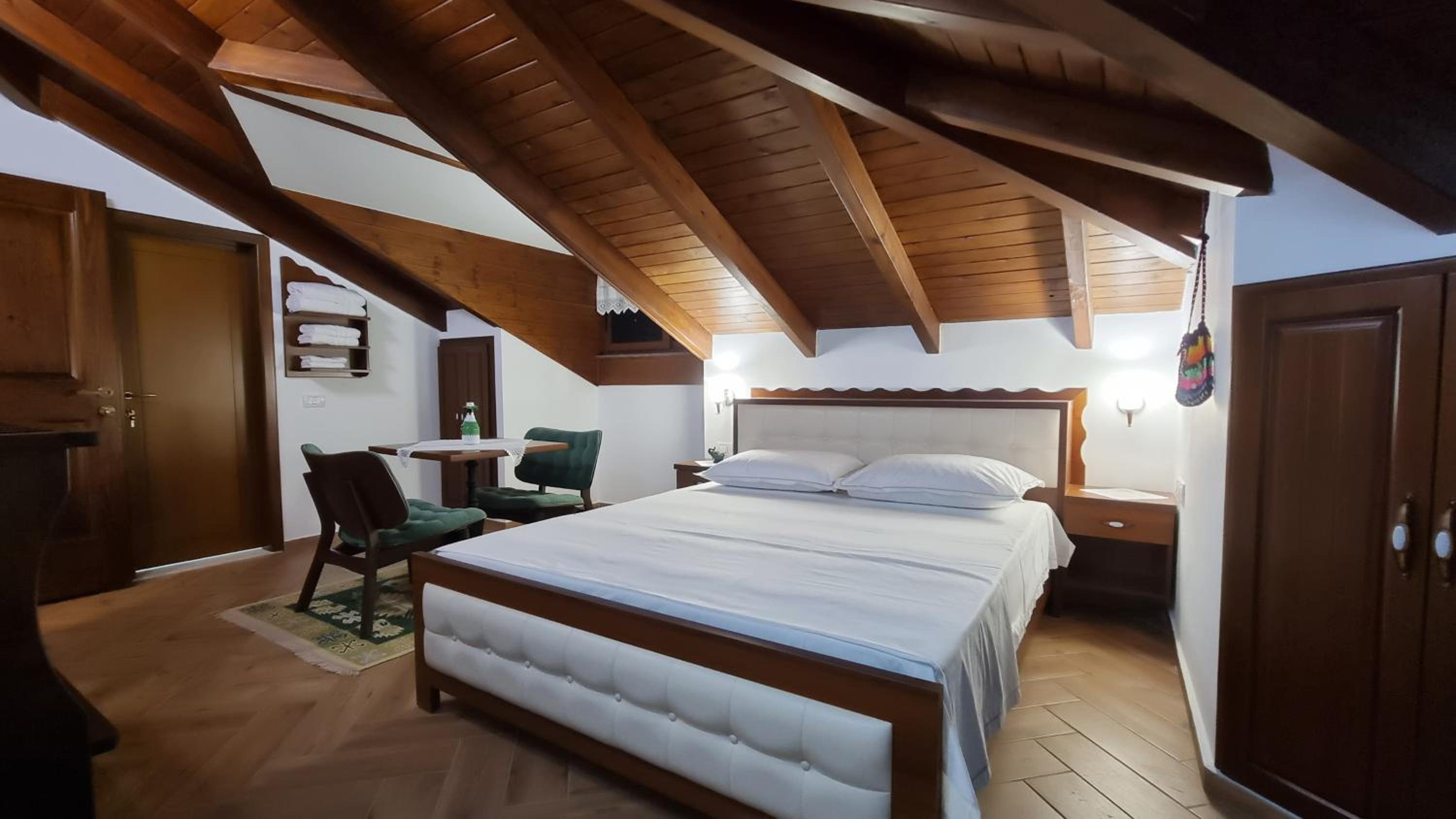 Master Hotel