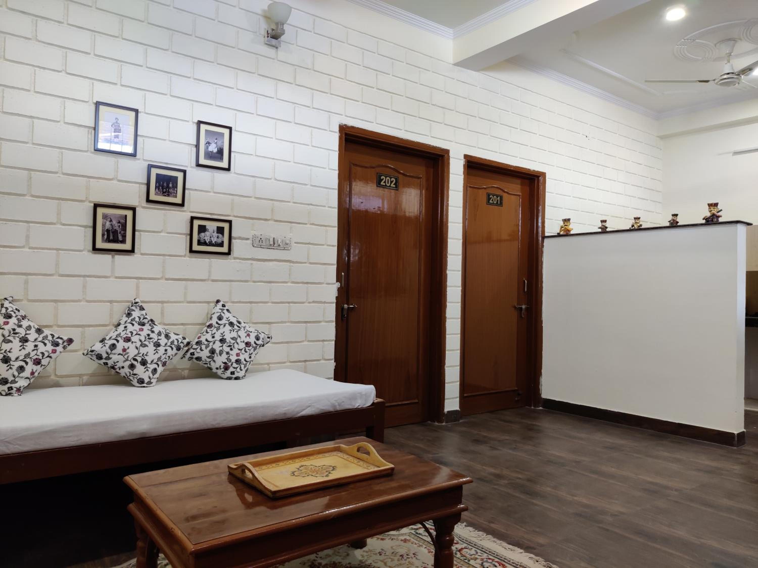 The Karauli Villa by Le Pension Stays view 4