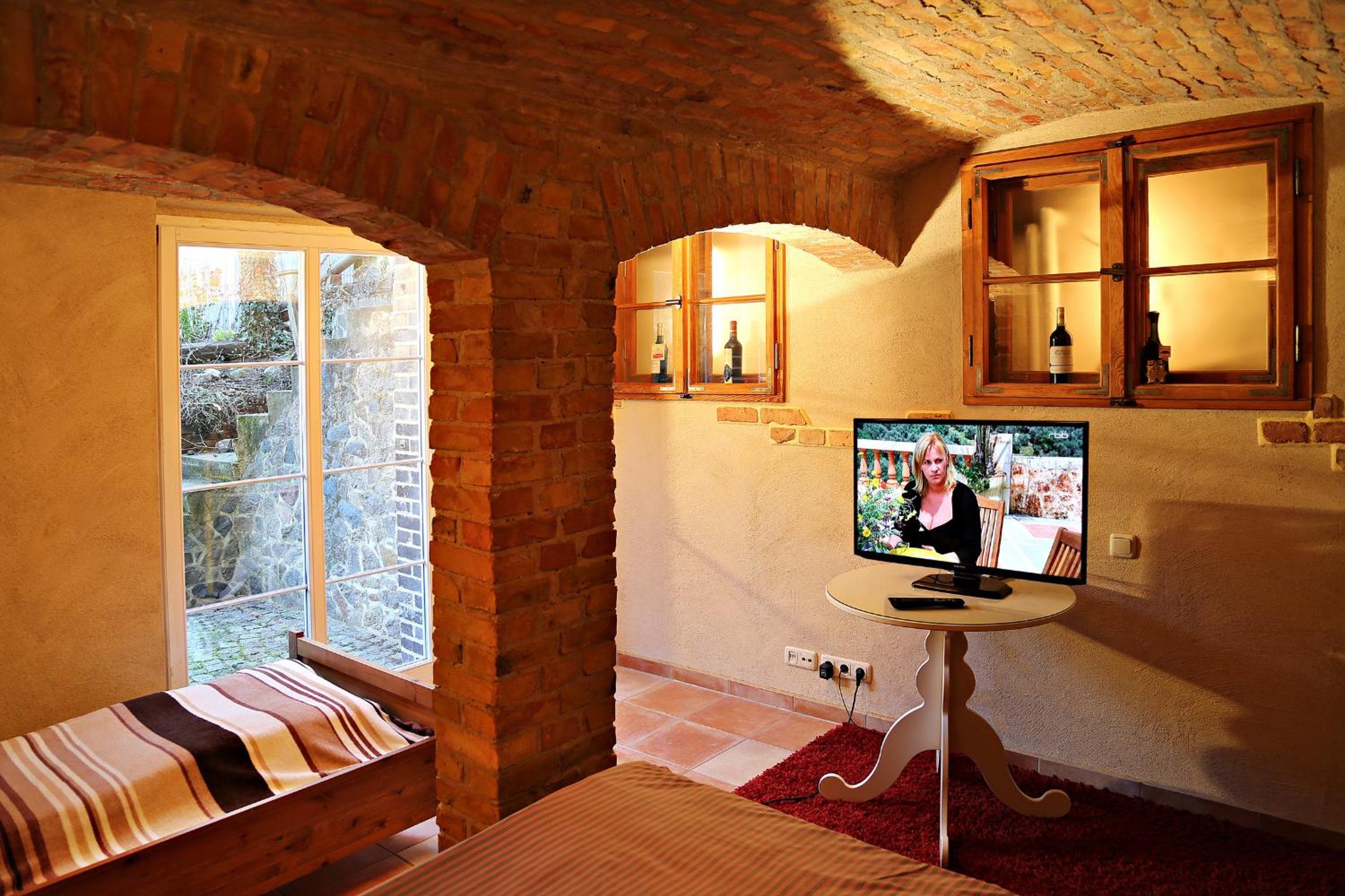 Souterrain view 2