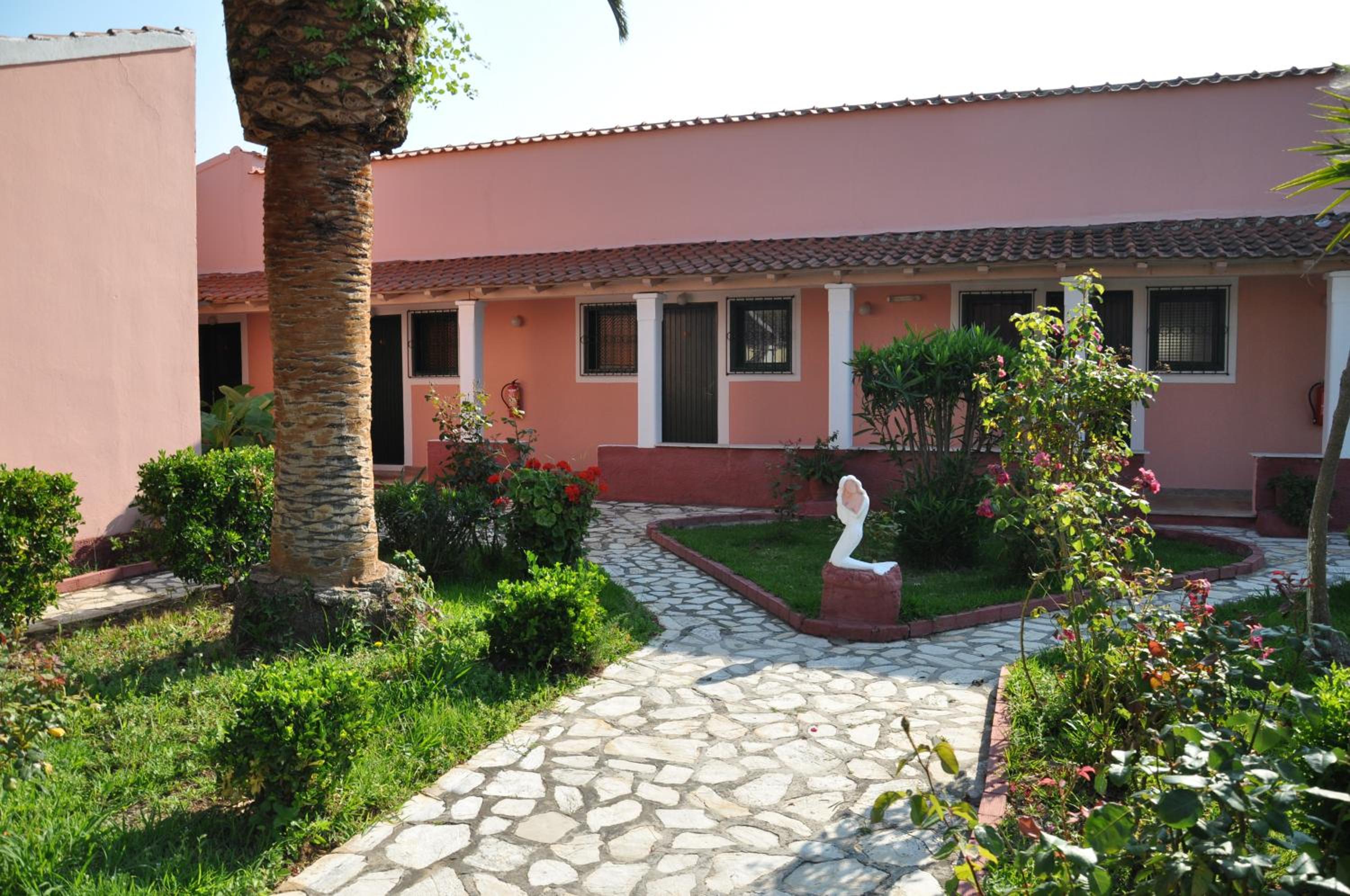 Tassos Apartments