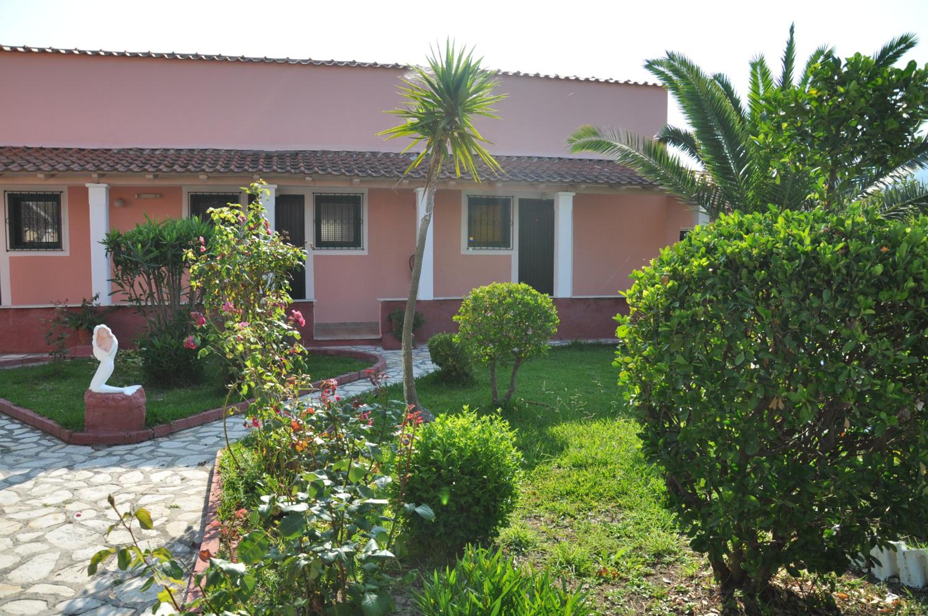 Tassos Apartments
