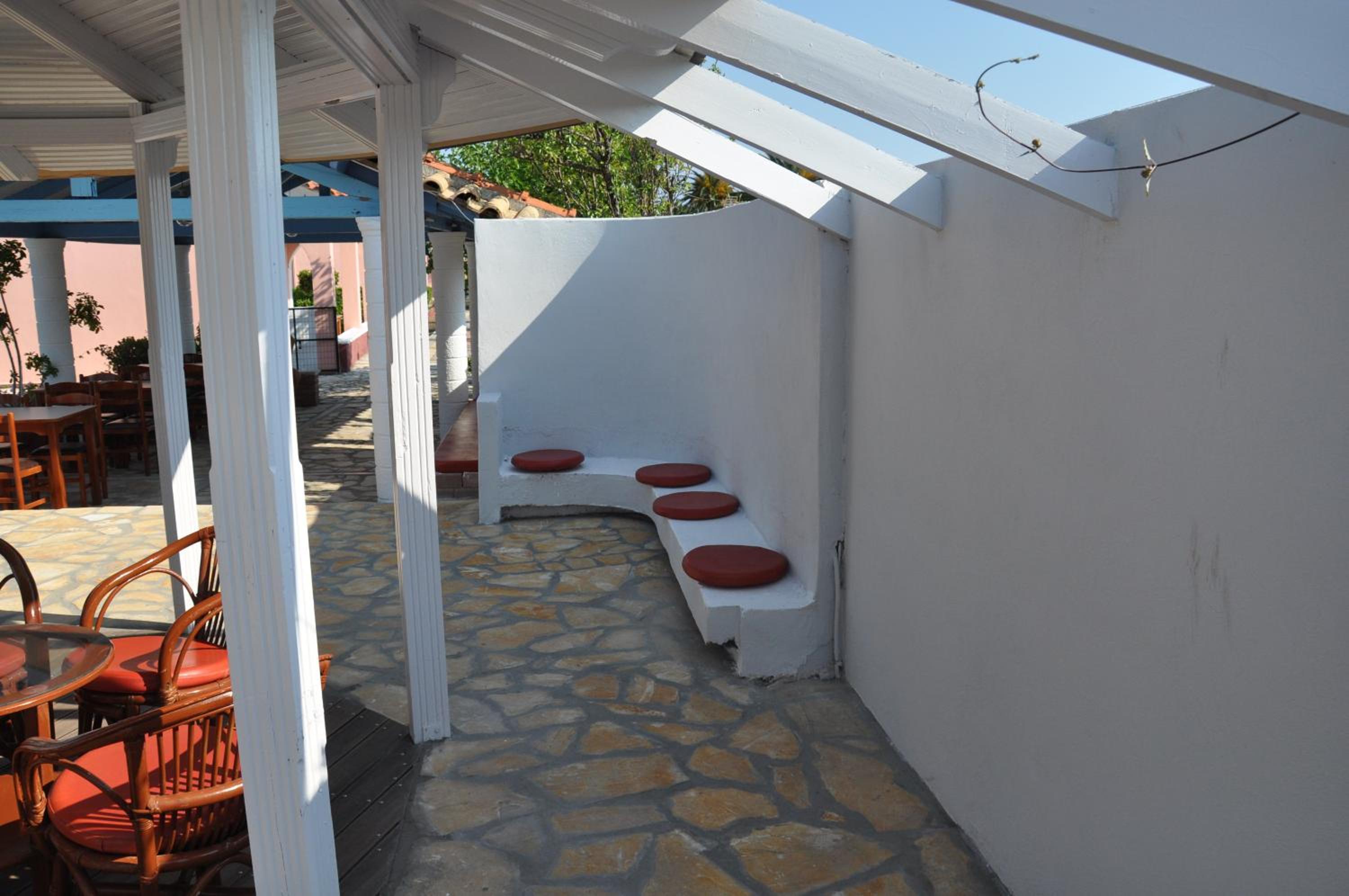 Tassos Apartments