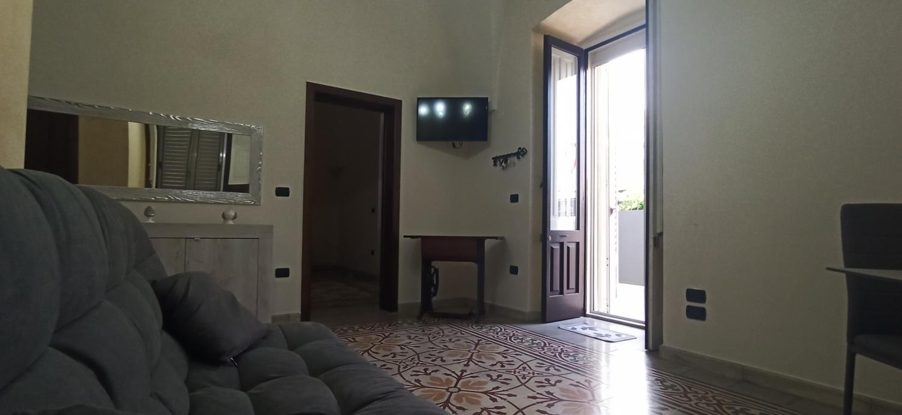 Photo 6