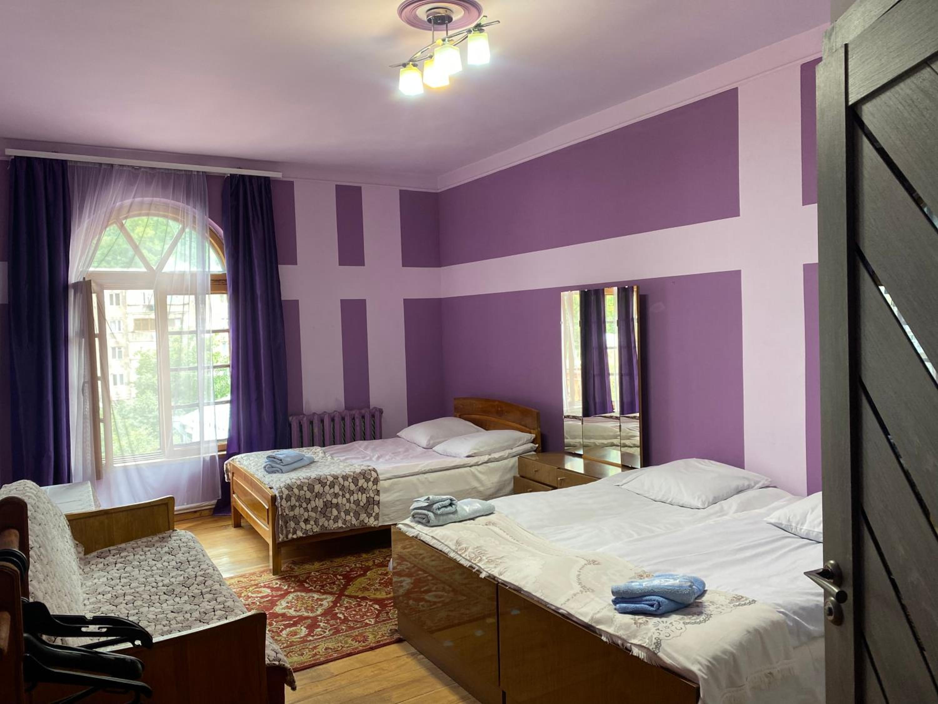 Areguni Guest House