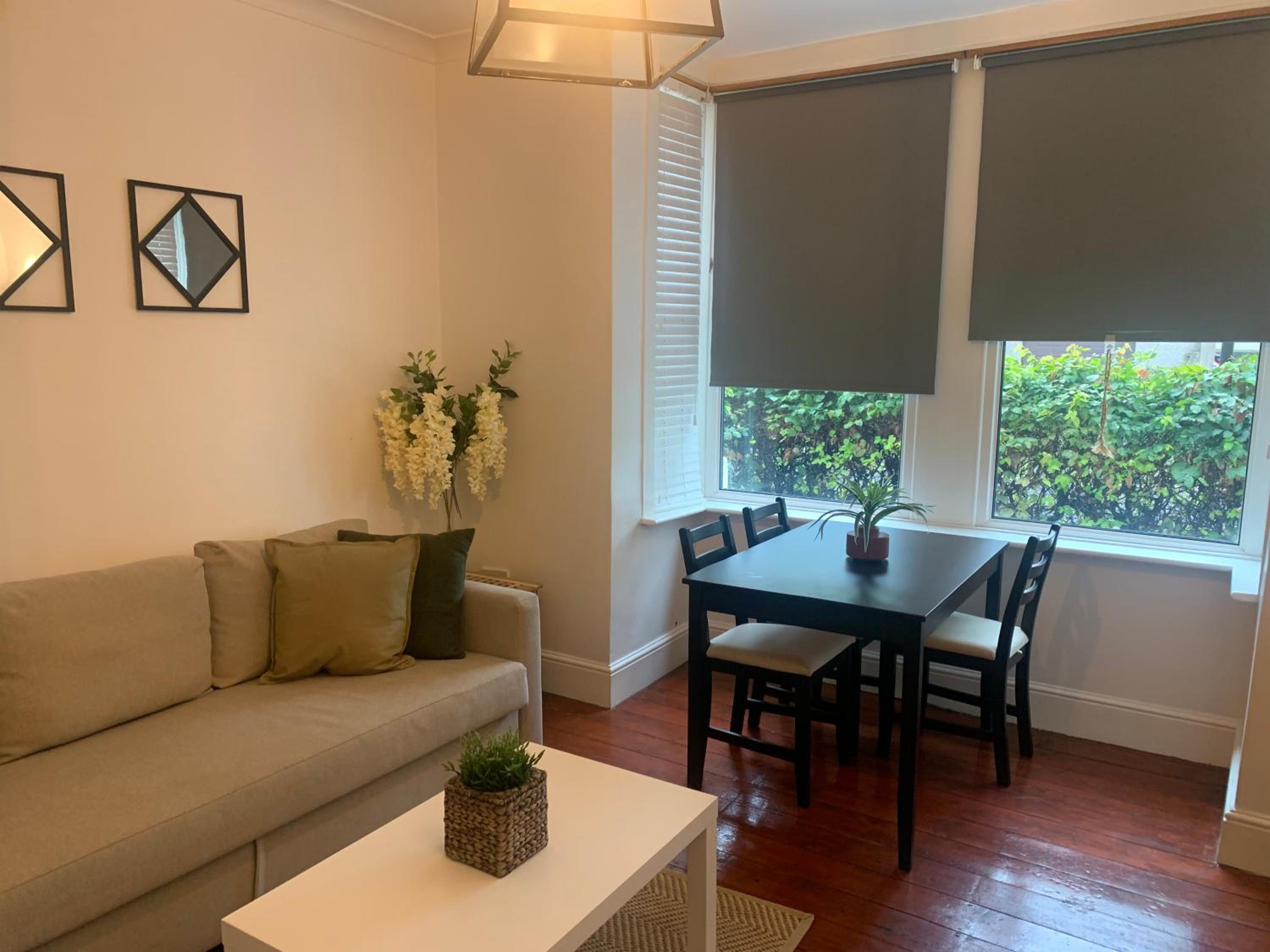 Unique 2 bedroom apartment in London/ Excel / Olympic city close to central line tube station with gated parking space