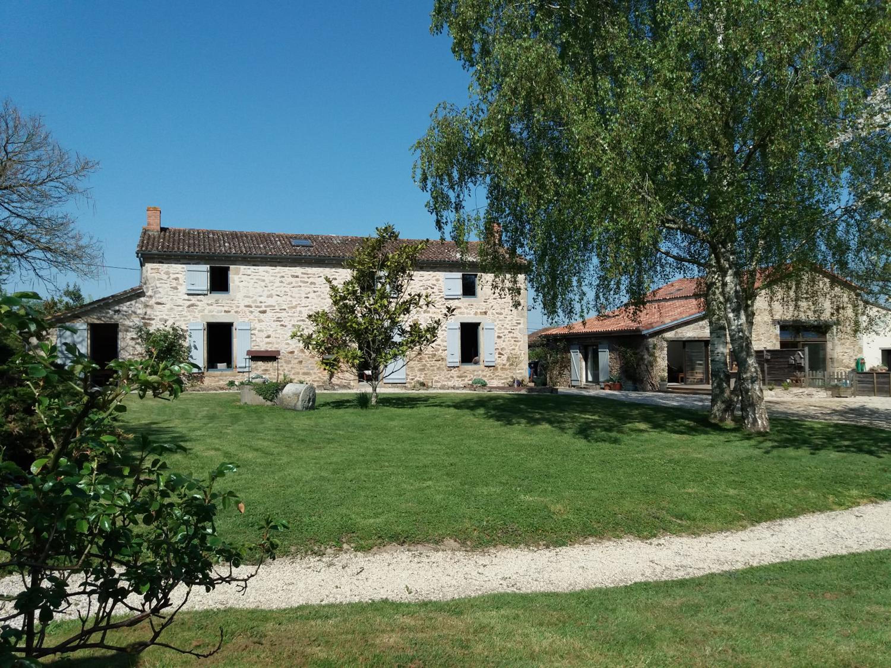 Chambre d'hôtes La Thibaudière view 2